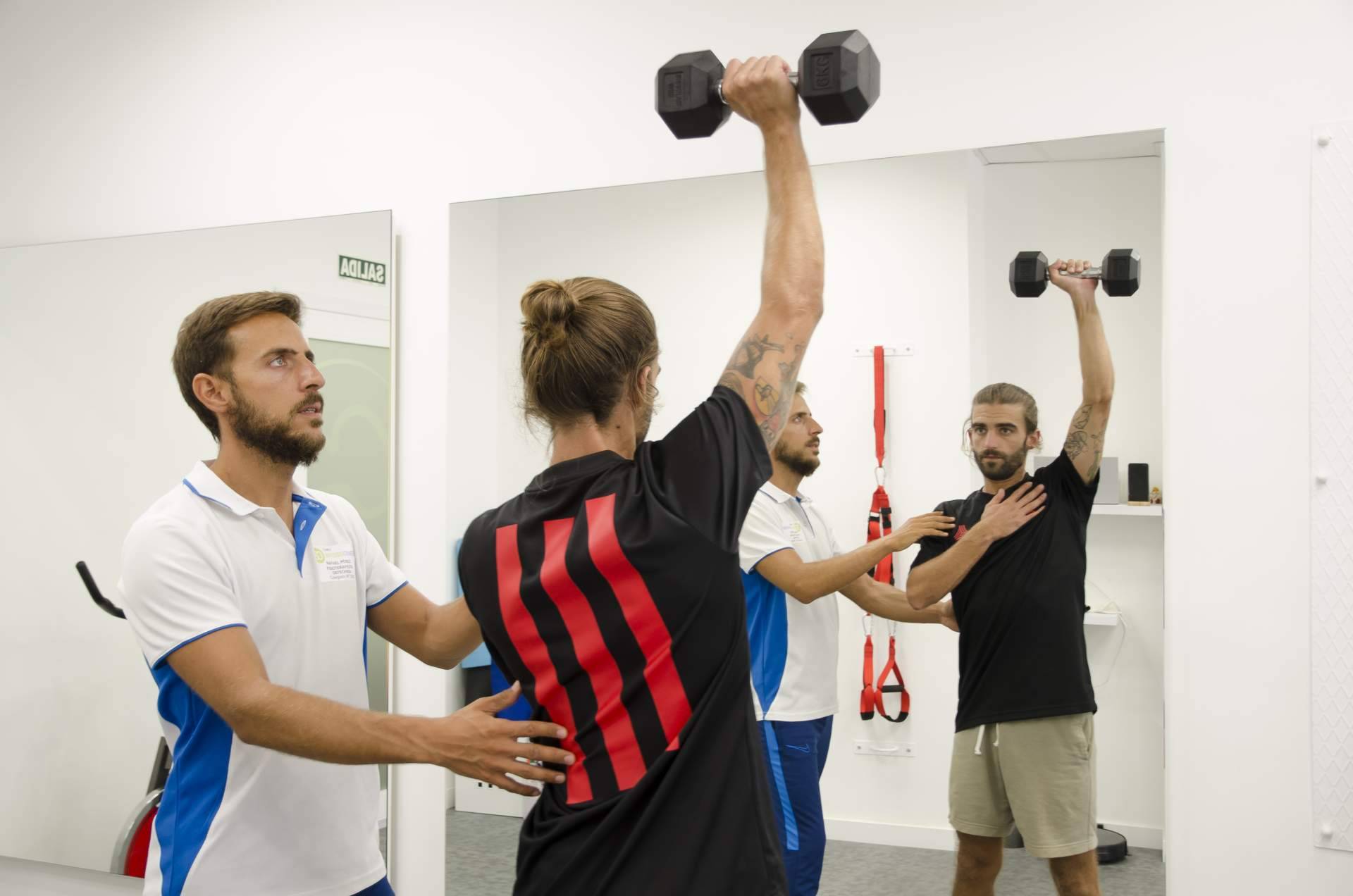 Fisioterapia y readaptación deportiva en el centro especializado Clínica Síntesis Center