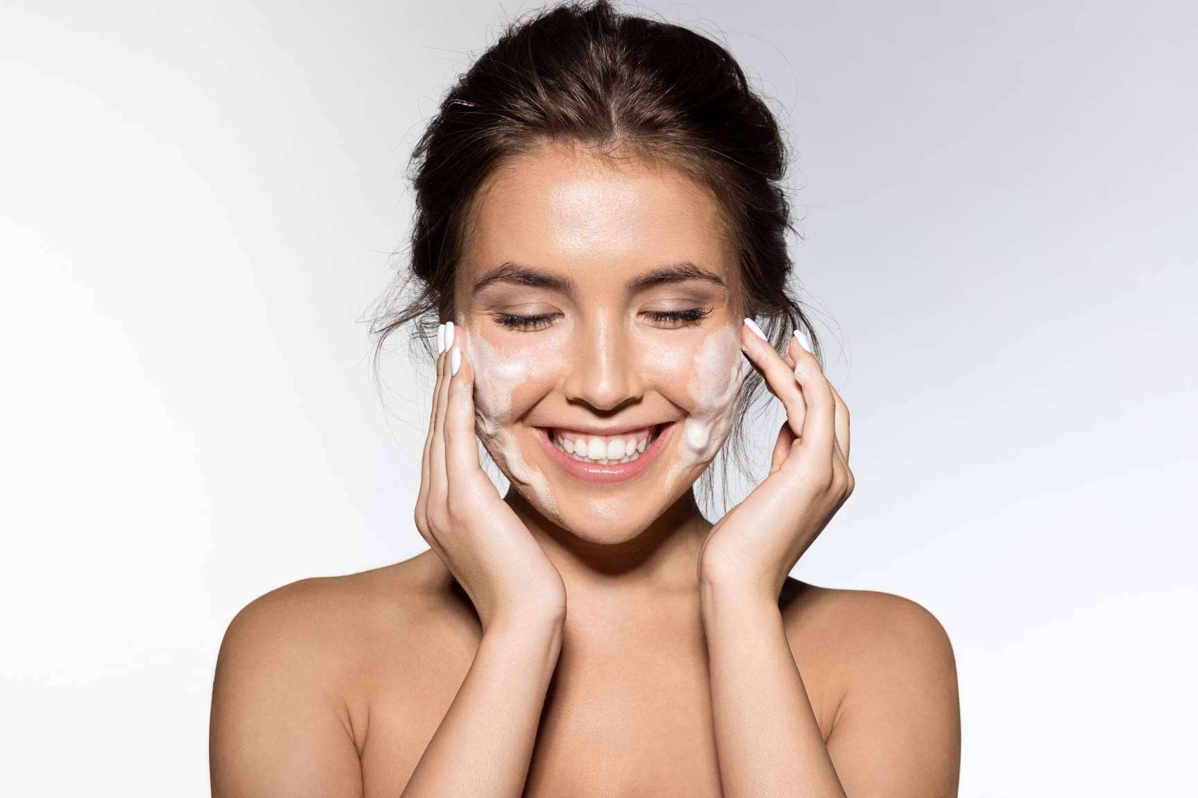 ¿Por qué es importante el cuidado facial con los productos de La Para-Farmacia del Puerto?