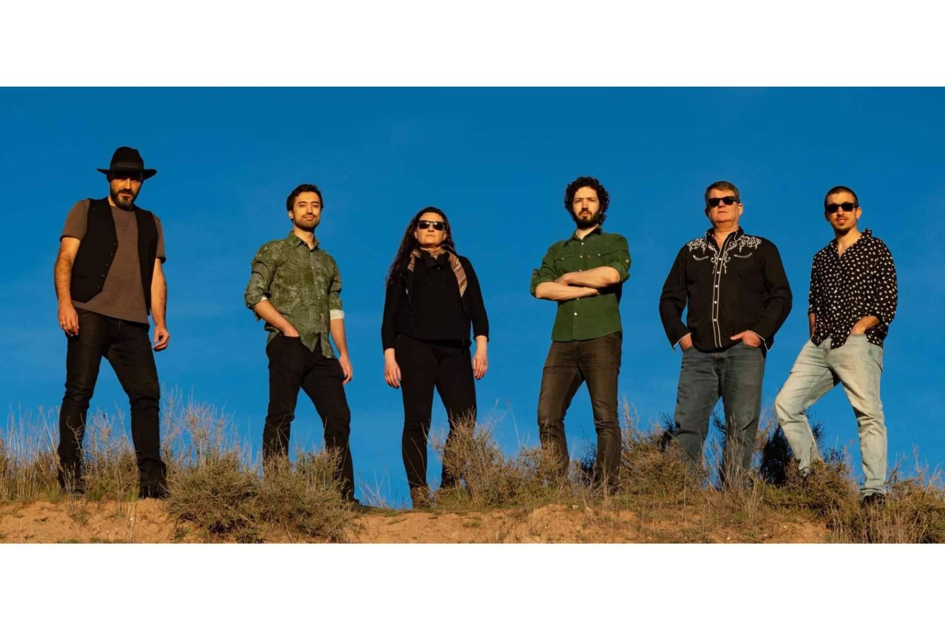 El primer disco de los madrileños Alebrije, Inmortales, combina influencias anglosajonas y latinas para construir un sonido propio