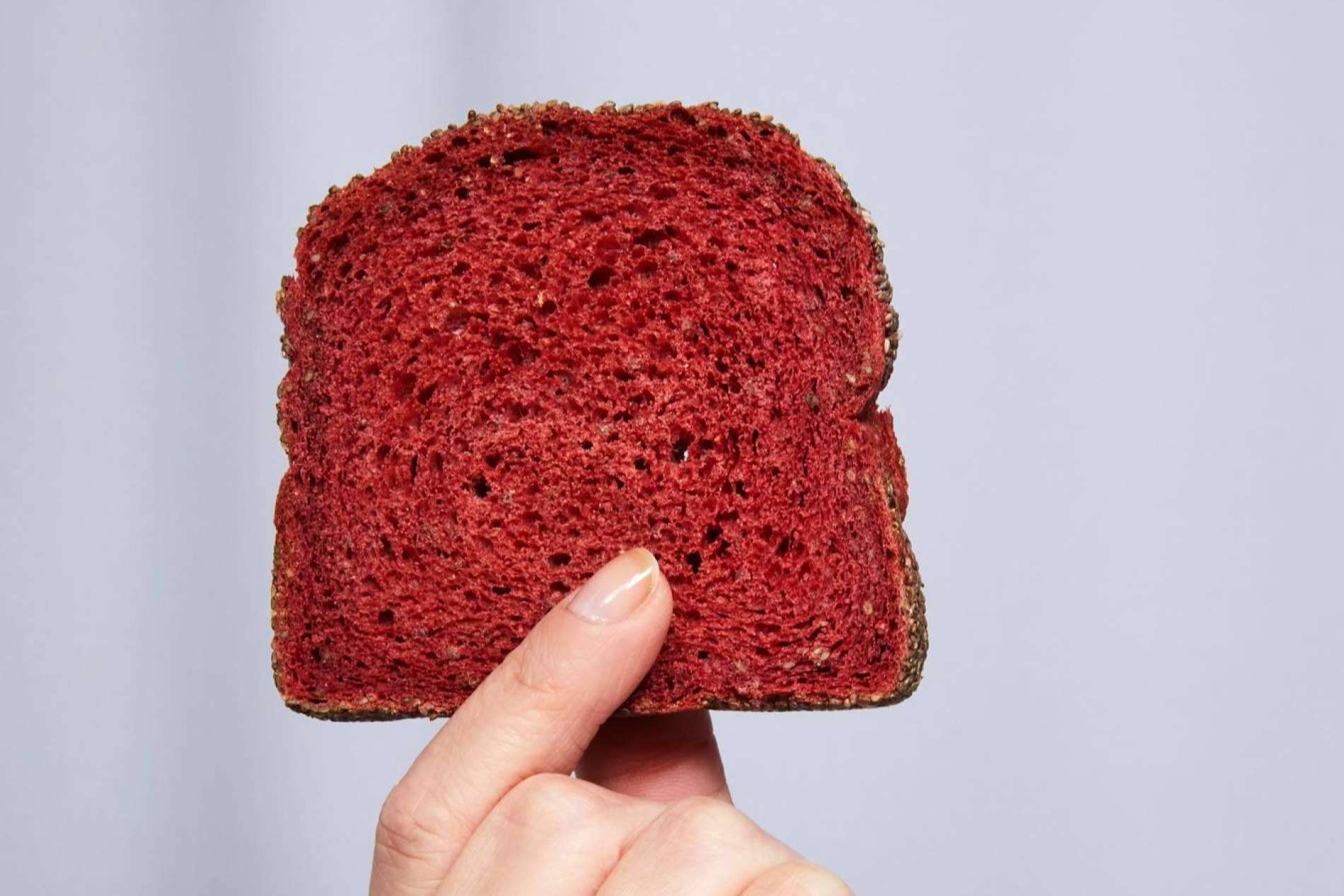 Un pan simbiótico desarrollado por científicos que ayuda a reducir la presión arterial de la marca de panes orgánicos que ha revolucionado el mercado de la alimentación funcional