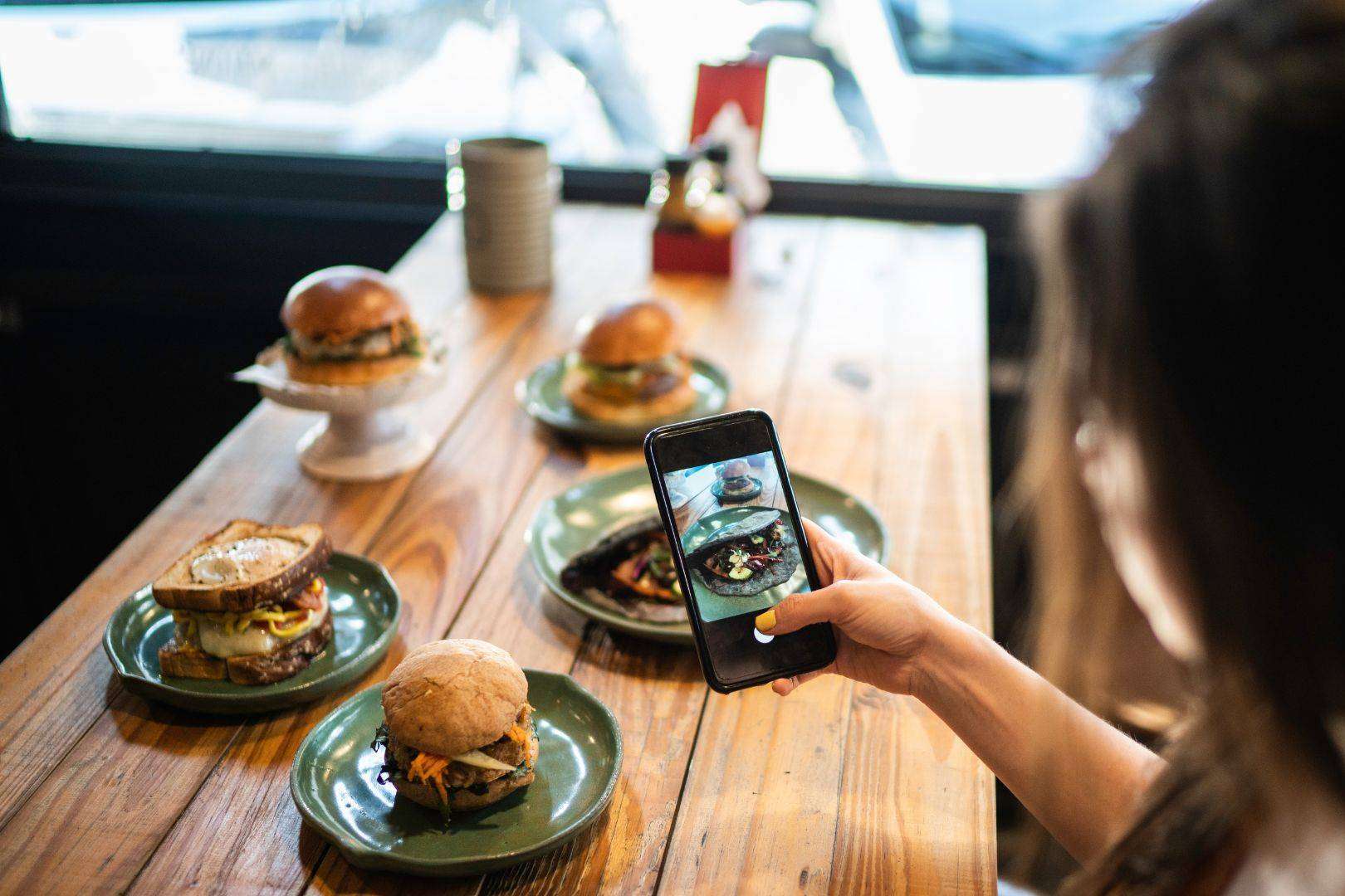 ¿Qué resultados se pueden conseguir utilizando a los microinfluencers en una estrategia de marketing?