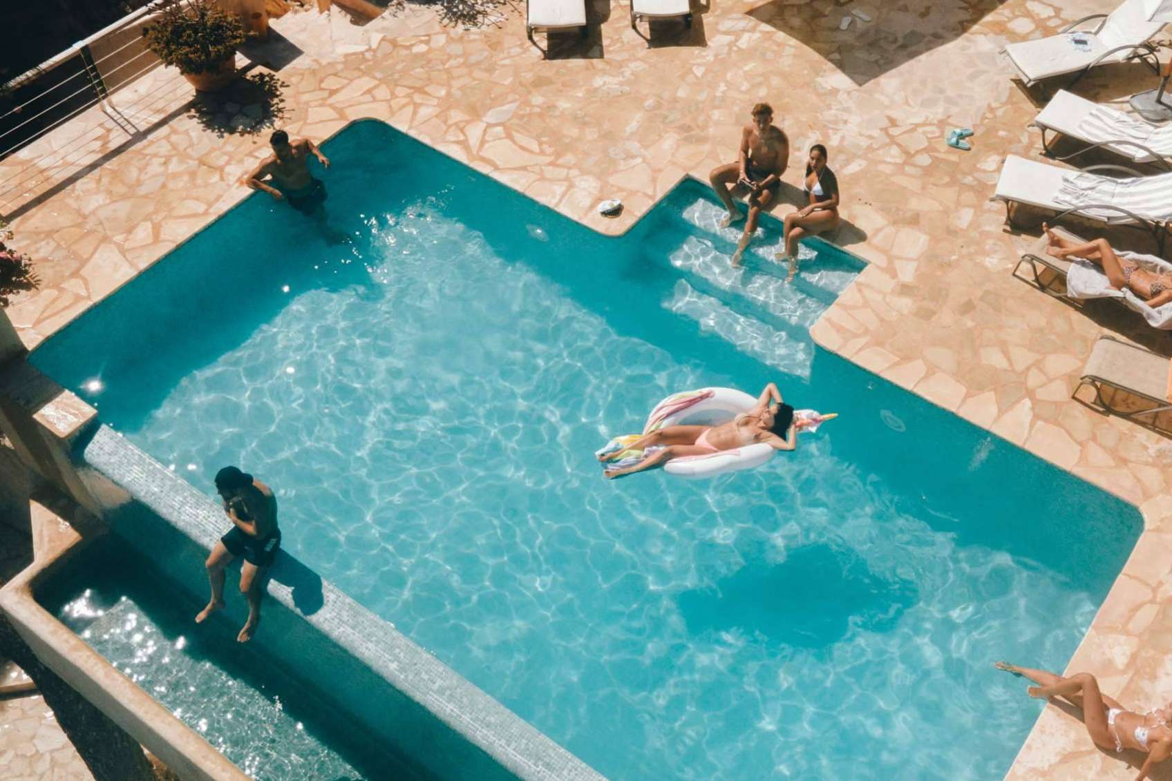 El servicio de alquiler de yates en Ibiza de AkunaProject
