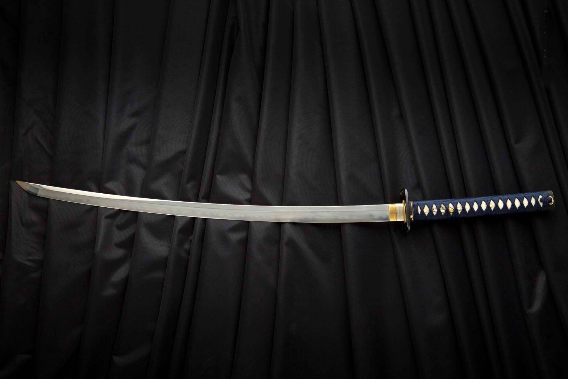 ¿Cómo encontrar una tienda de espadas especializada en katanas? Katanamart