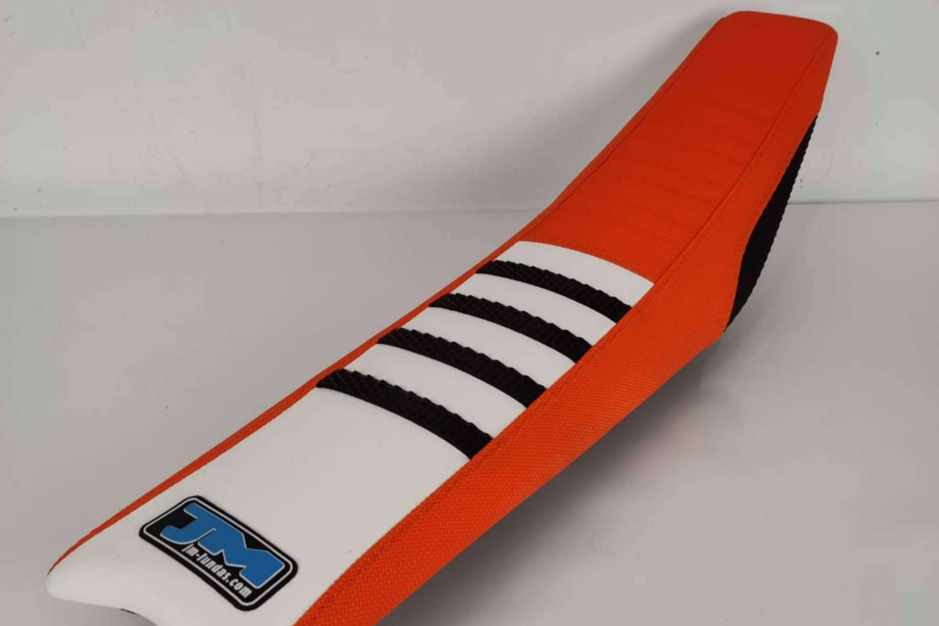 JM Fundas ofrece fundas de asiento KTM