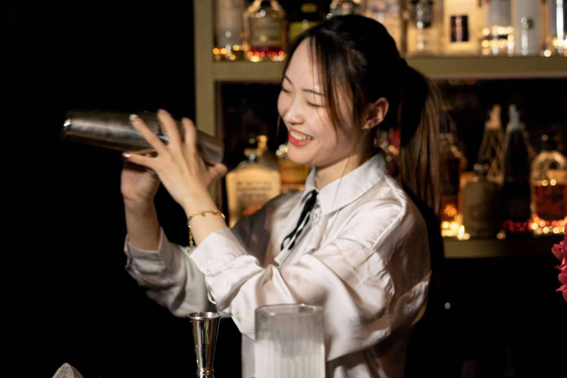 Servicios de bartenders para eventos de la mano de la Escuela de Coctelería de Madrid