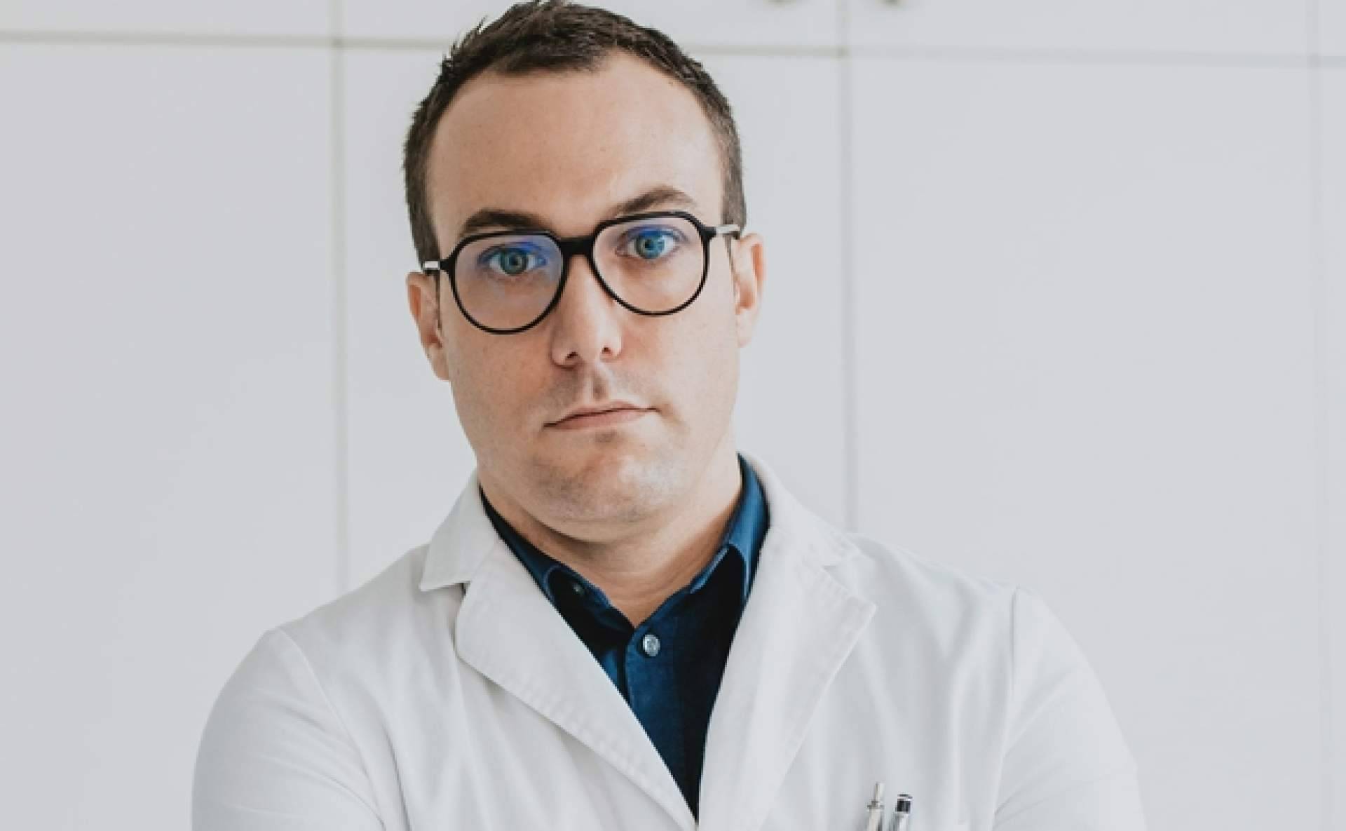 La cirugía de mínima incisión y cirugía ecoguiada del pie sin abrir y sin dolor ya está disponible en Donostia