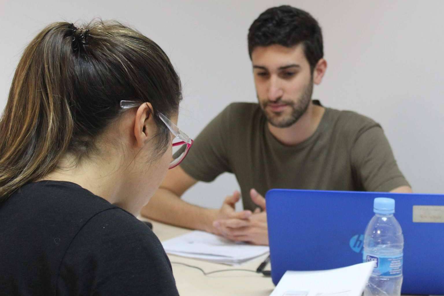 ¿Cuáles son las principales ventajas de aprender inglés trabajando en el extranjero?