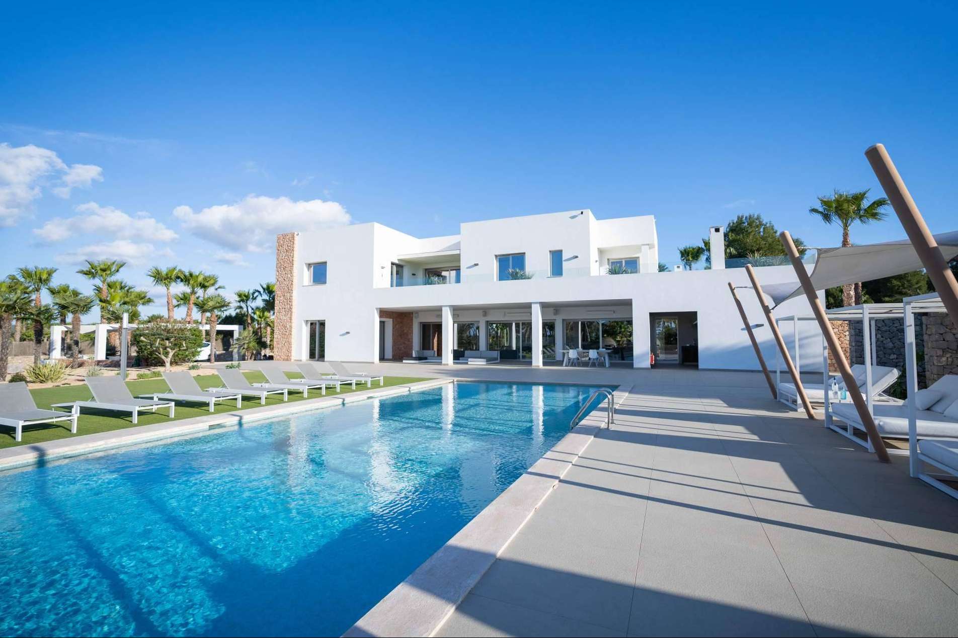 Villas de lujo en Ibiza, de la mano de AkunaProject