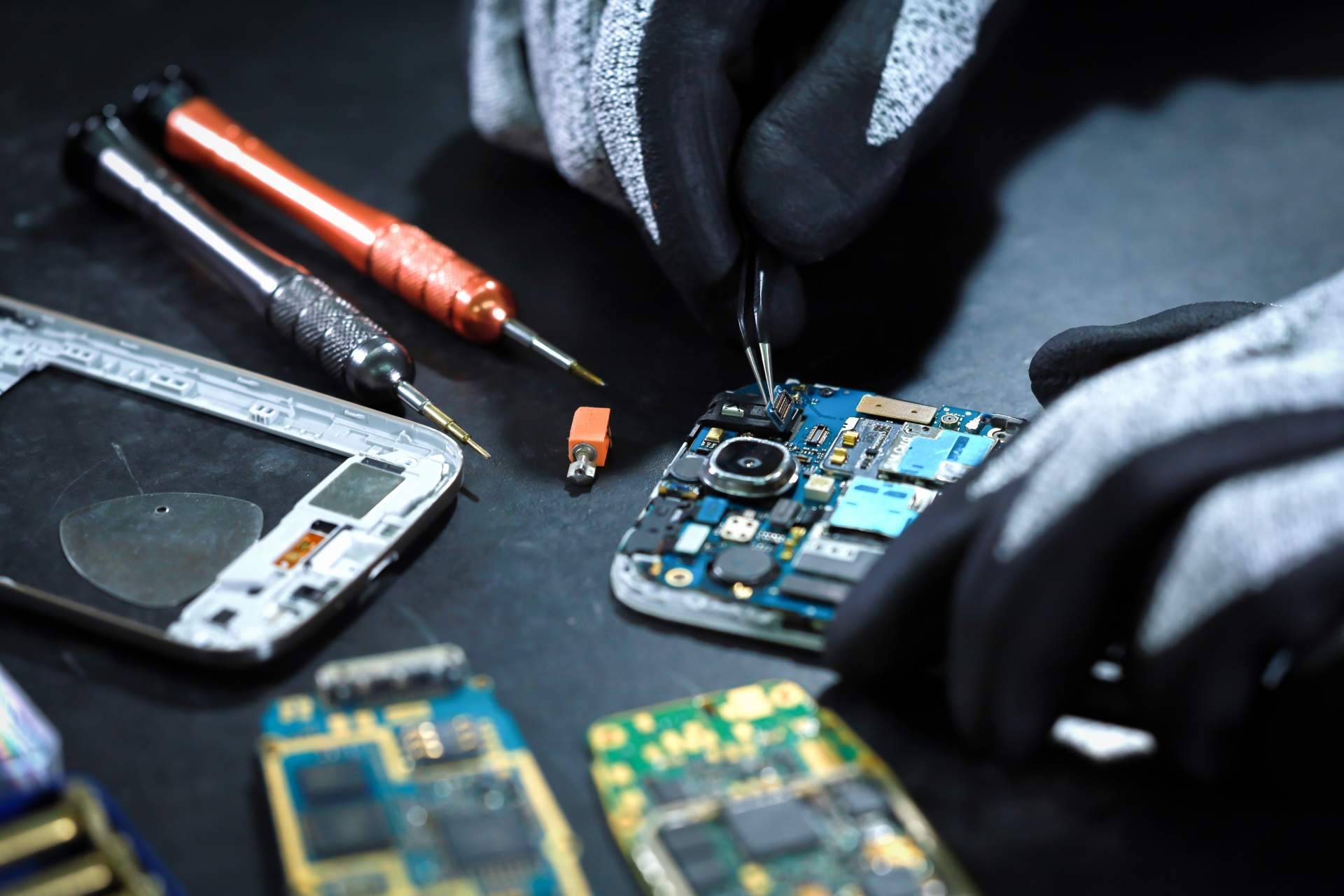 Mundo del Móvil es una de las líderes en reparaciones de móviles al instante