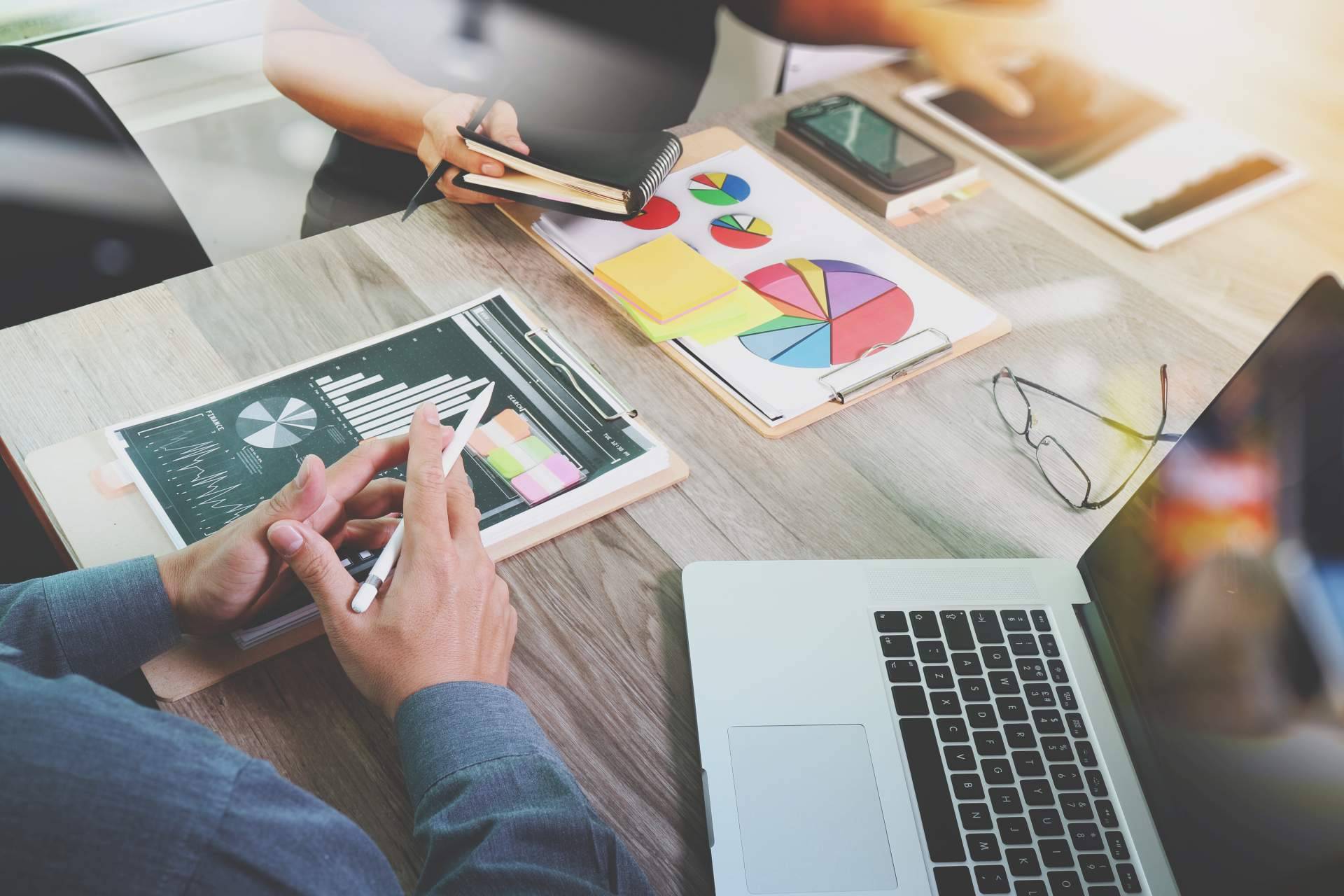 Brokers Maule lleva a cabo proyectos para el posicionamiento de marca, procesos de reclutamiento de empleo y marketing digital, entre otros servicios