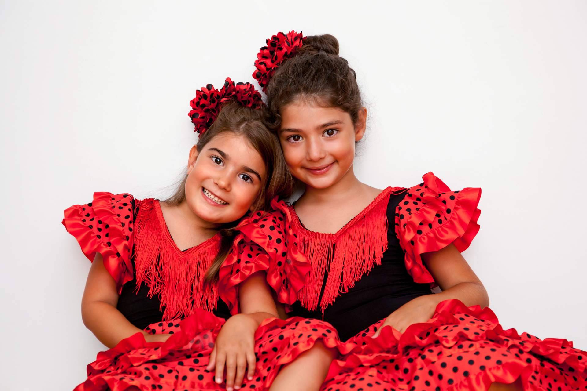 Trajes de flamenca para niñas en Viva La Feria para la Feria de Abril de Sevilla 2023