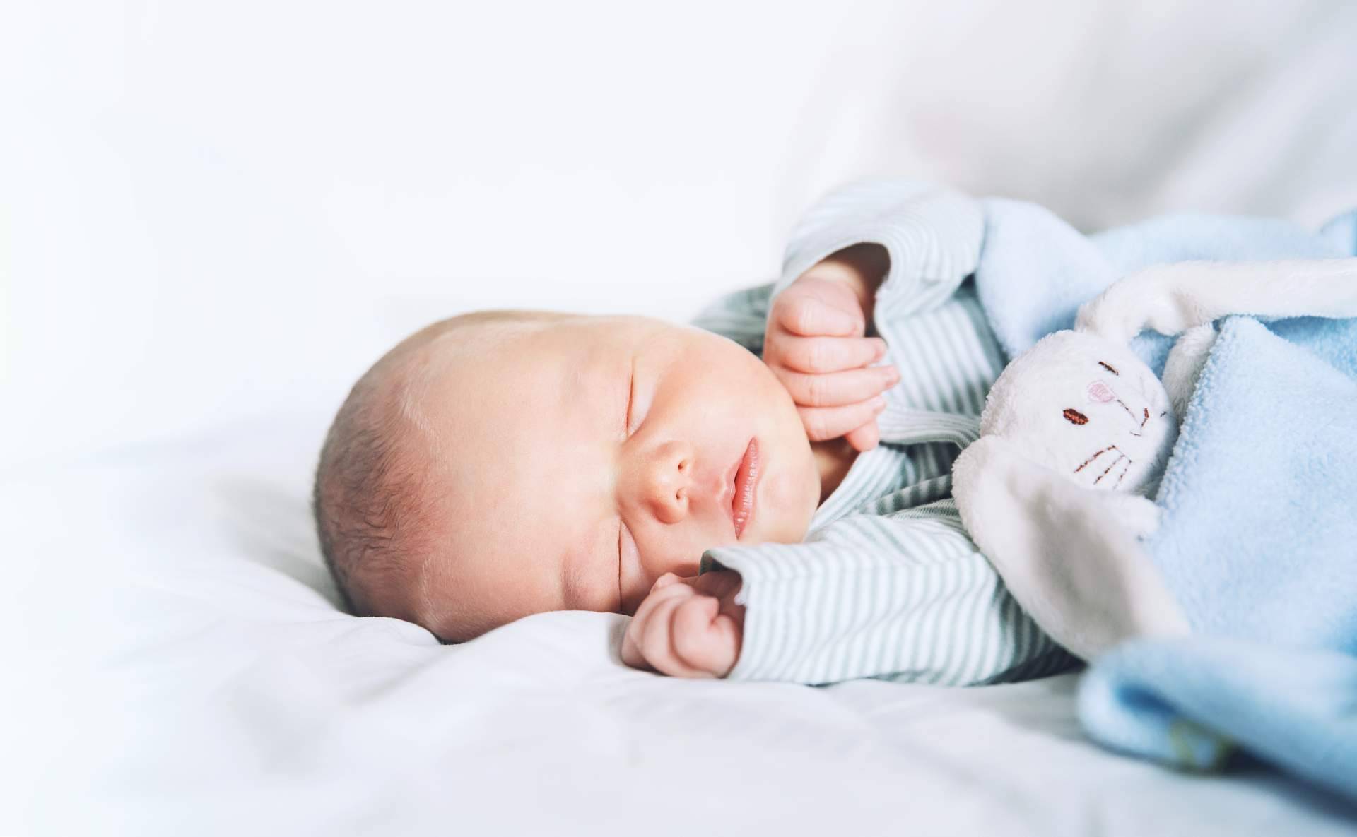 Baúl de Algodón cuida la piel de los más pequeños con su chaqueta y pantalón para bebés