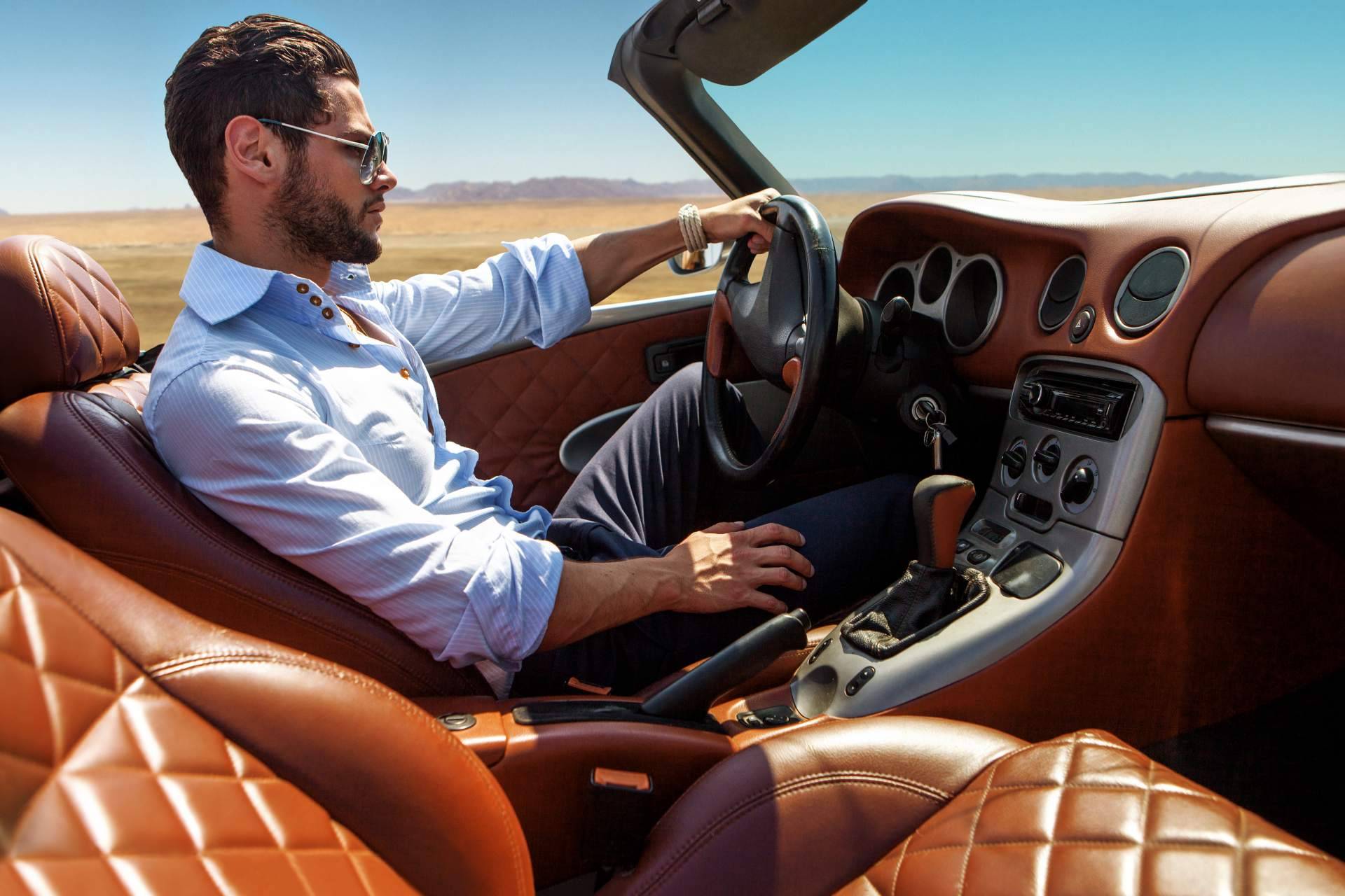 ¿Qué incluye alquilar coche lujo con Rent Car Deluxe?
