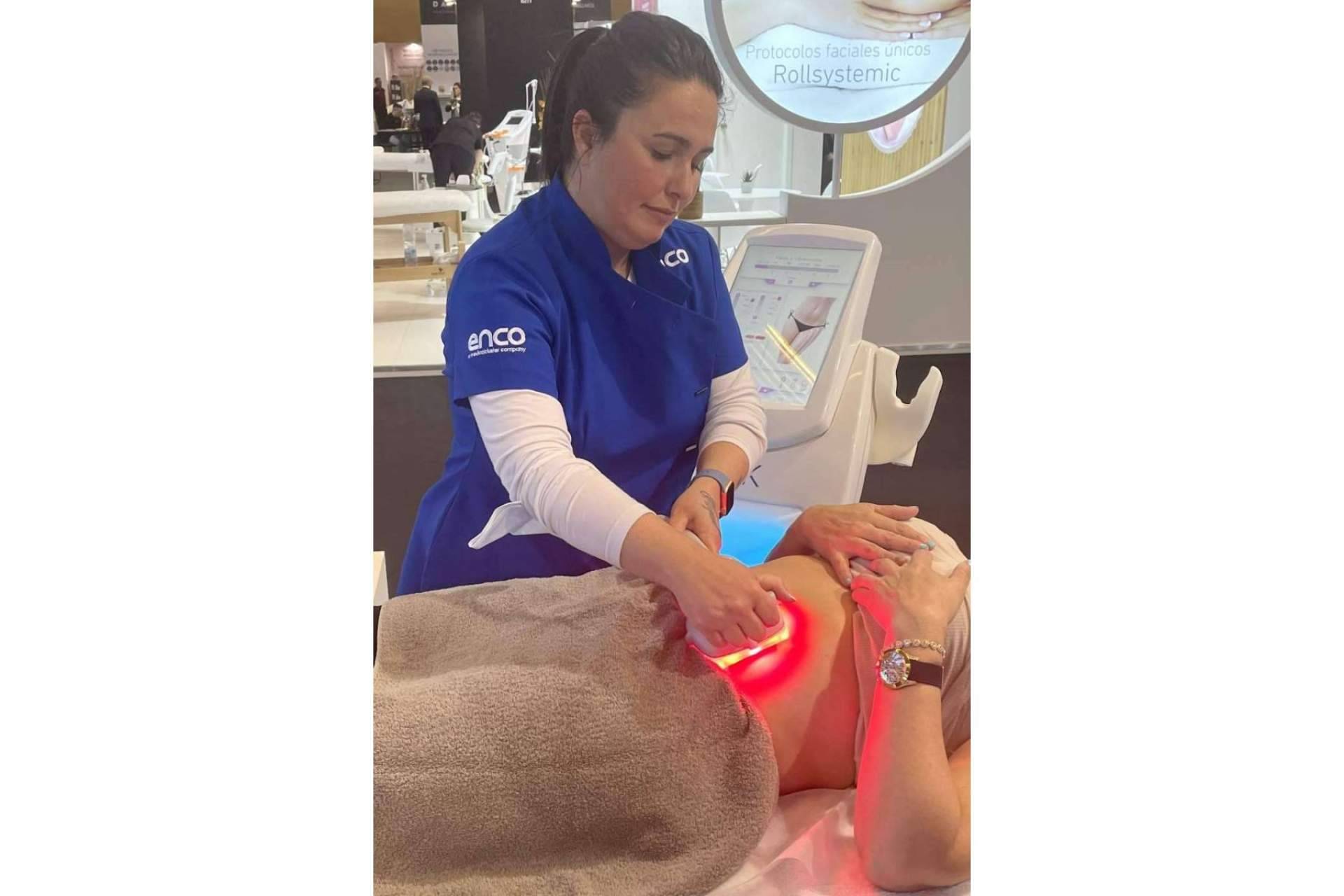 La nueva maquinaria de Enco fue presentada en Cosmobeauty