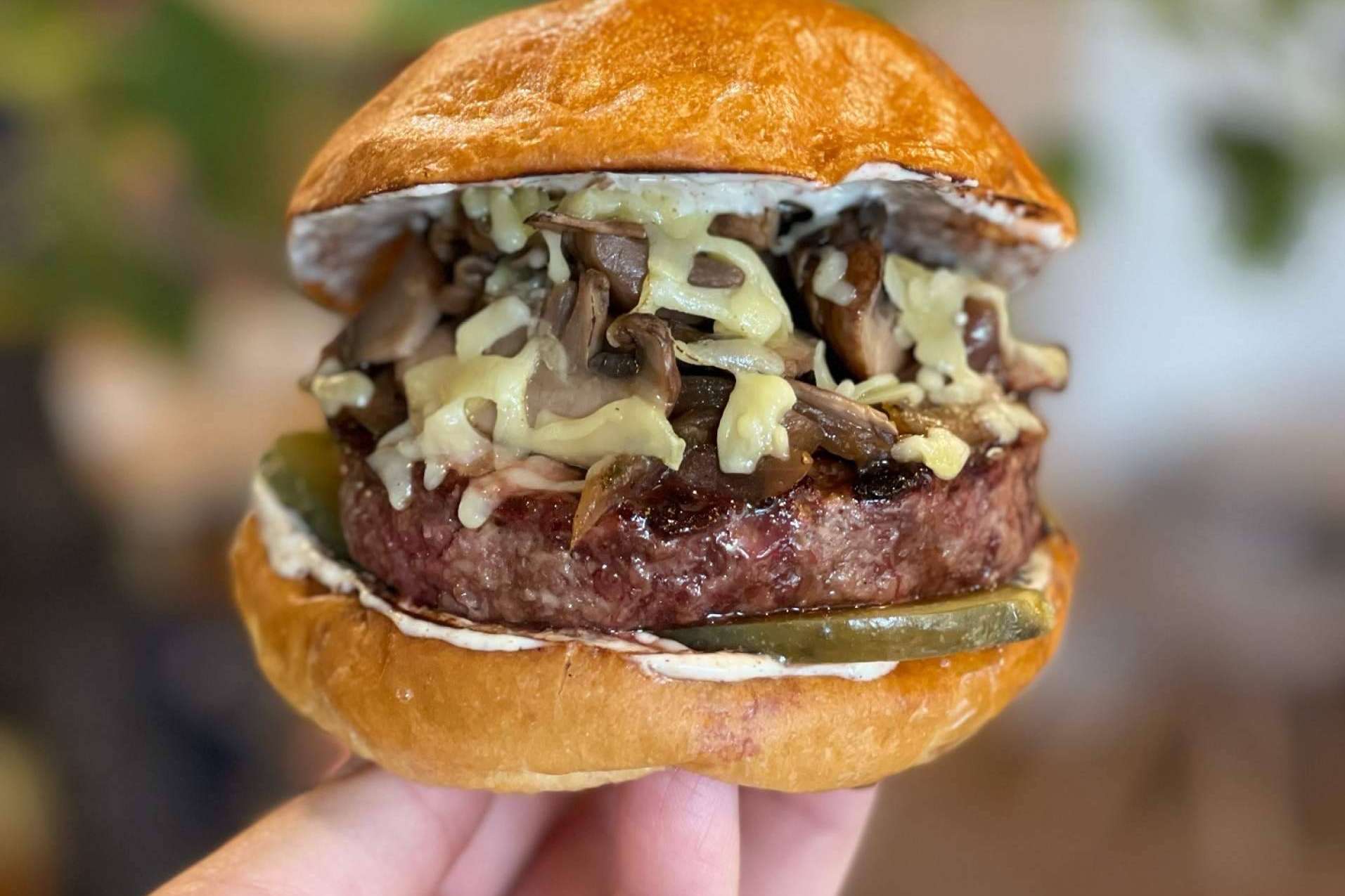 Burgers artesanales en Hatillo, una de las hamburgueserías más destacadas de Madrid