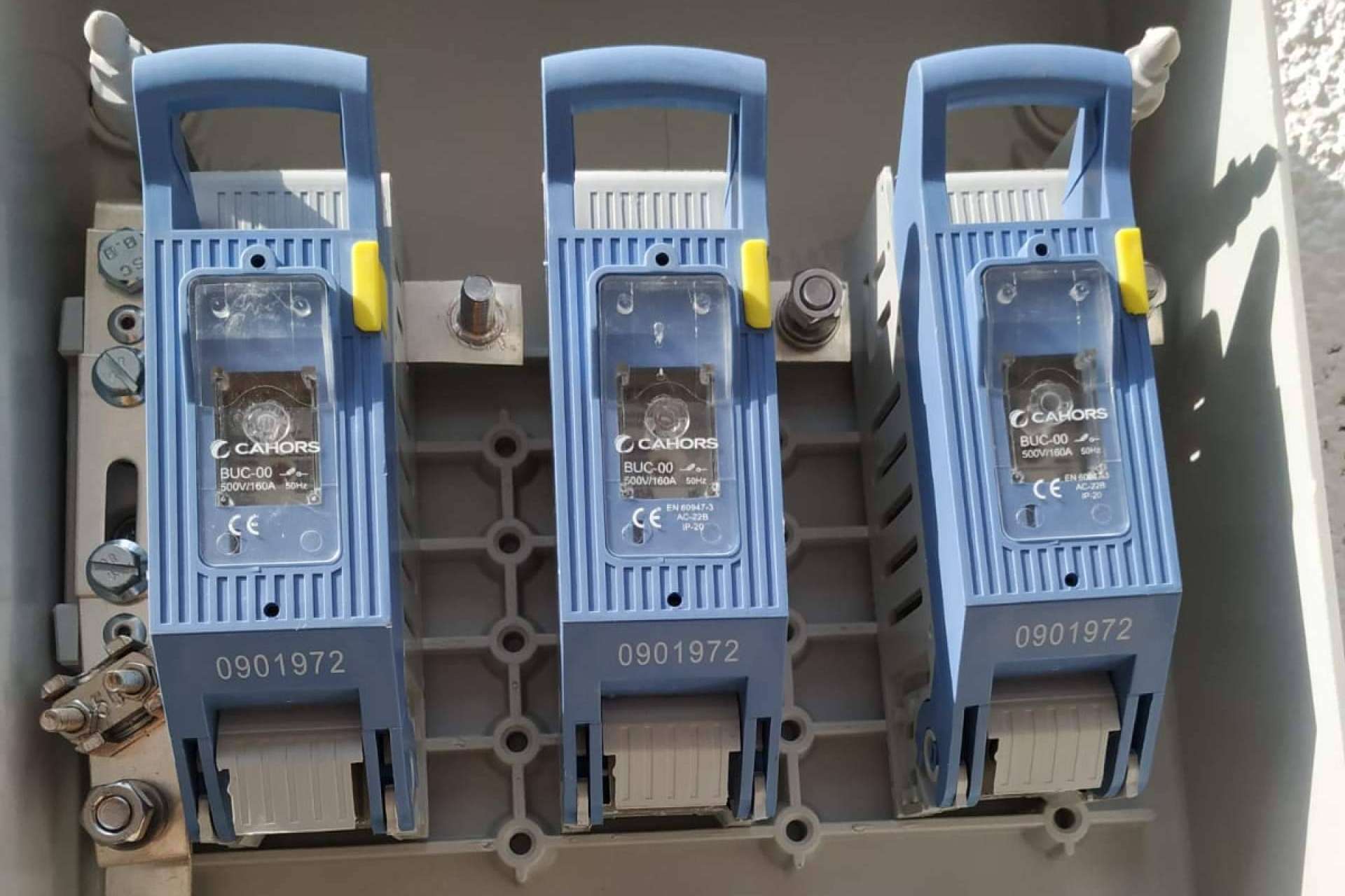 La empresa de electricistas en Valencia que atiende urgencias eléctricas las 24 horas del día, Savelec