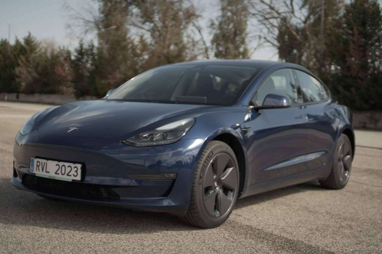 El lanzamiento de 4 modelos nuevos en promoción por parte de la empresa de suscripción de coches REVEL