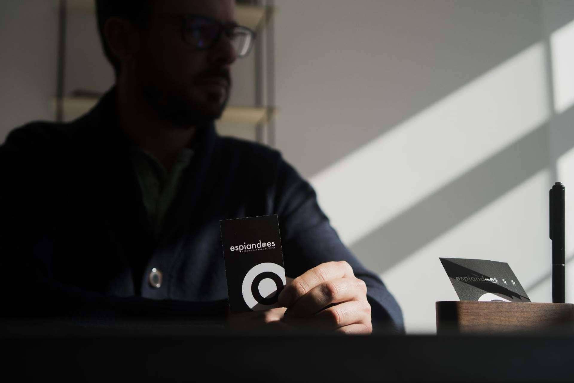 Espiando.es es la compañía que ha revolucionado el sector de la vigilancia y el espionaje