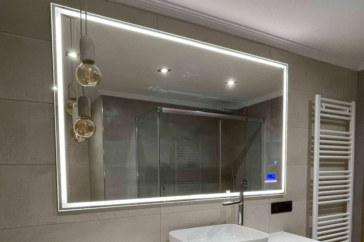 Espejos redondos con luz LED para baño la nueva tendencia 2023