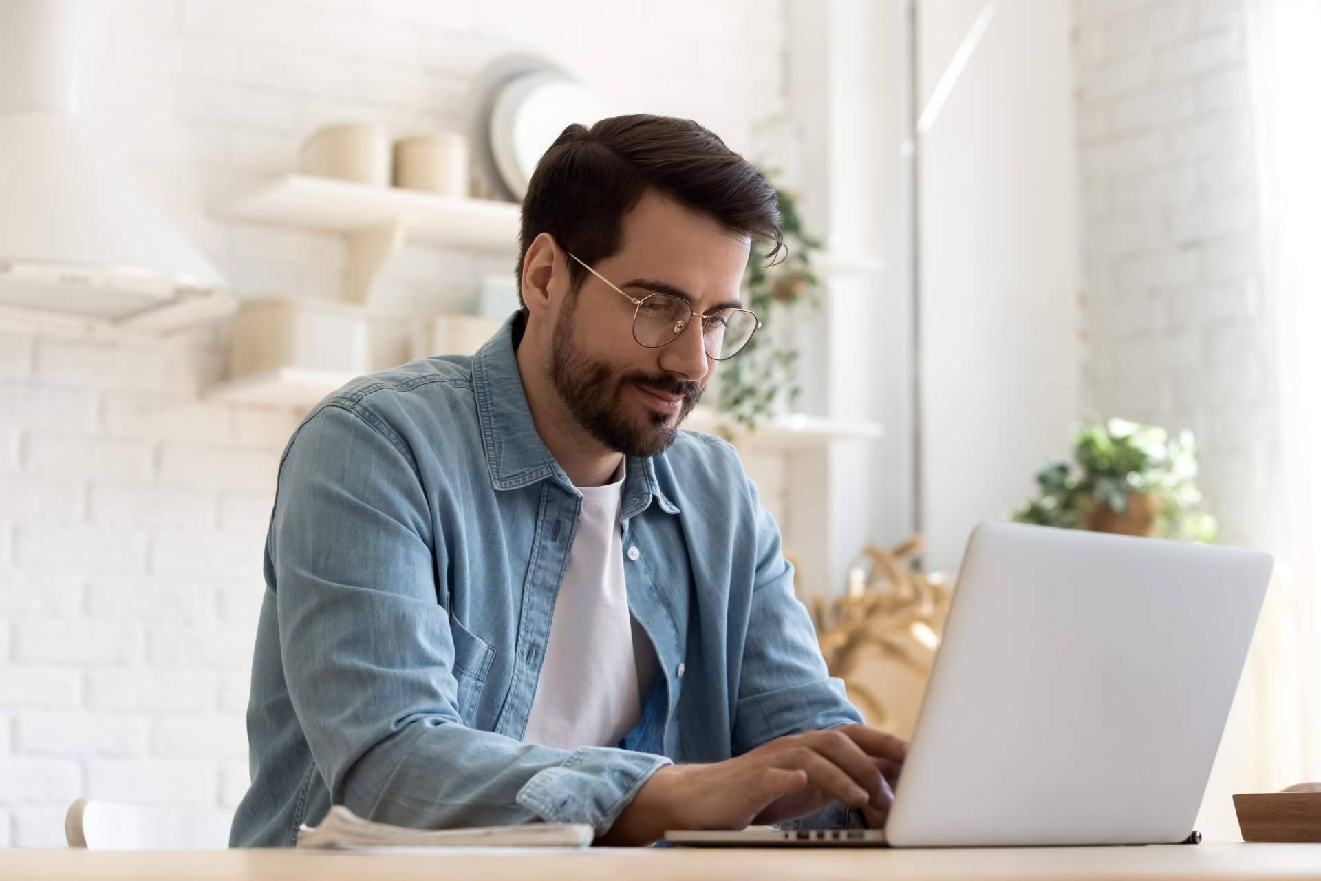 Una alternativa sostenible y económica en la era digital son los ordenadores portátiles reacondicionados