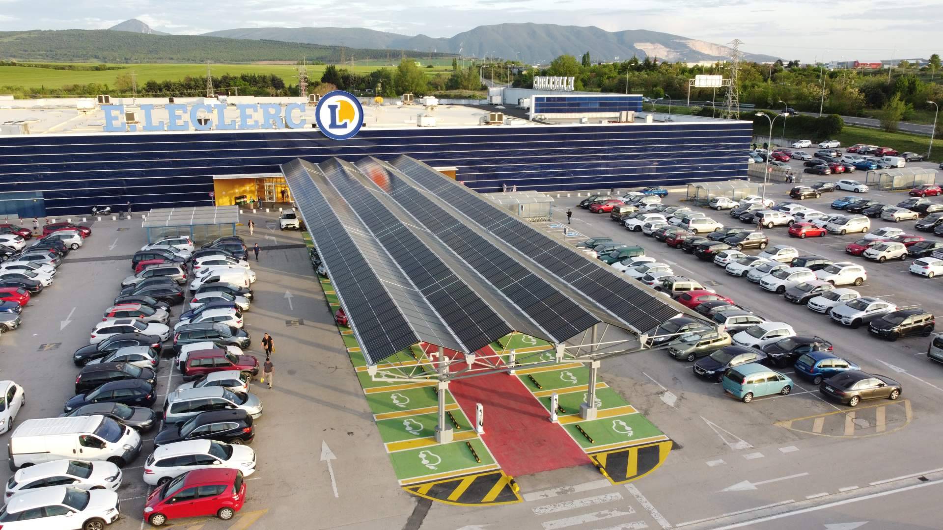 Inauguración de 32 nuevos puntos de recarga para vehículos eléctricos en La Morea, Navarra, de la mano de Etecnic