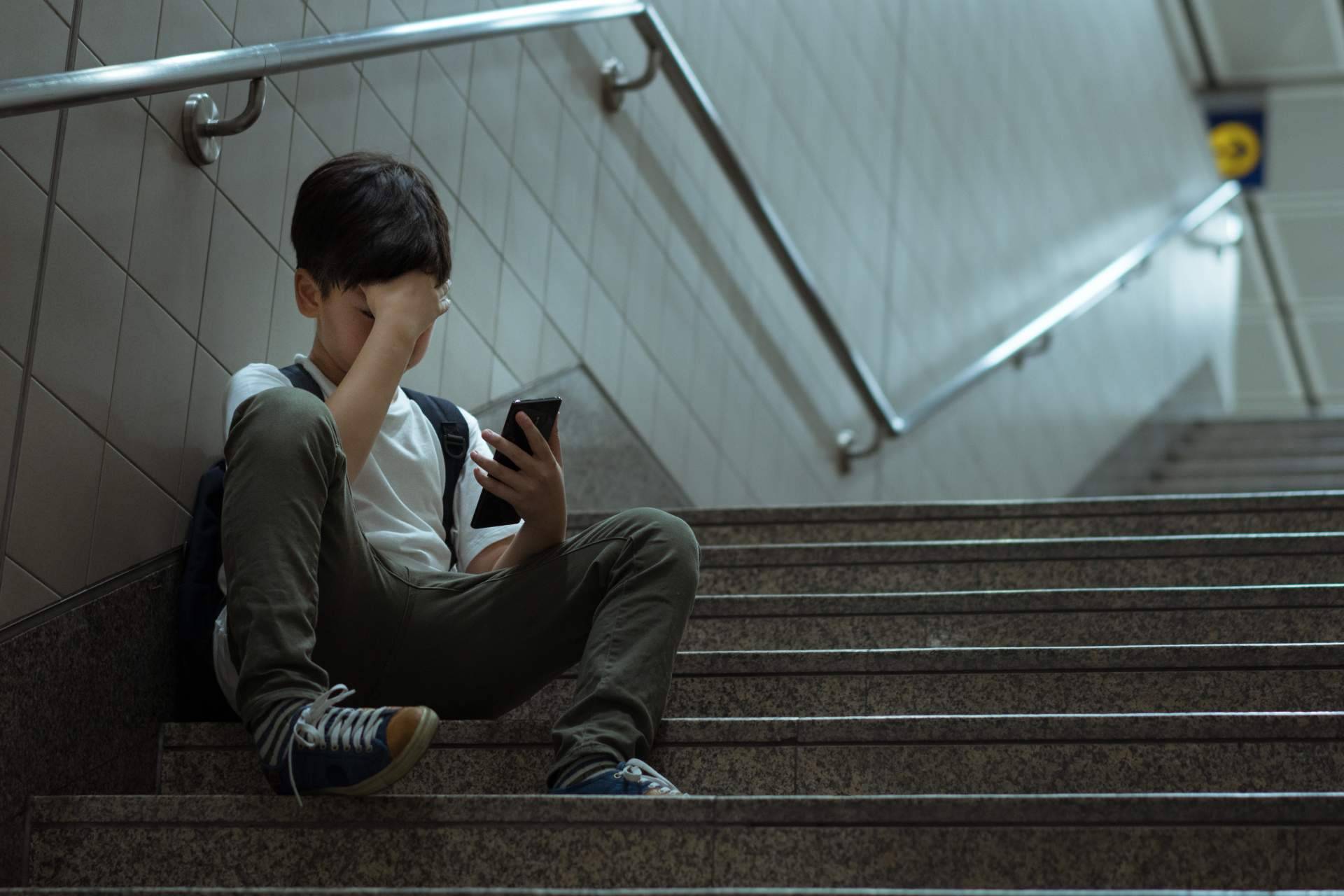 El acosador telefónico de un hijo puede ser la persona menos pensada