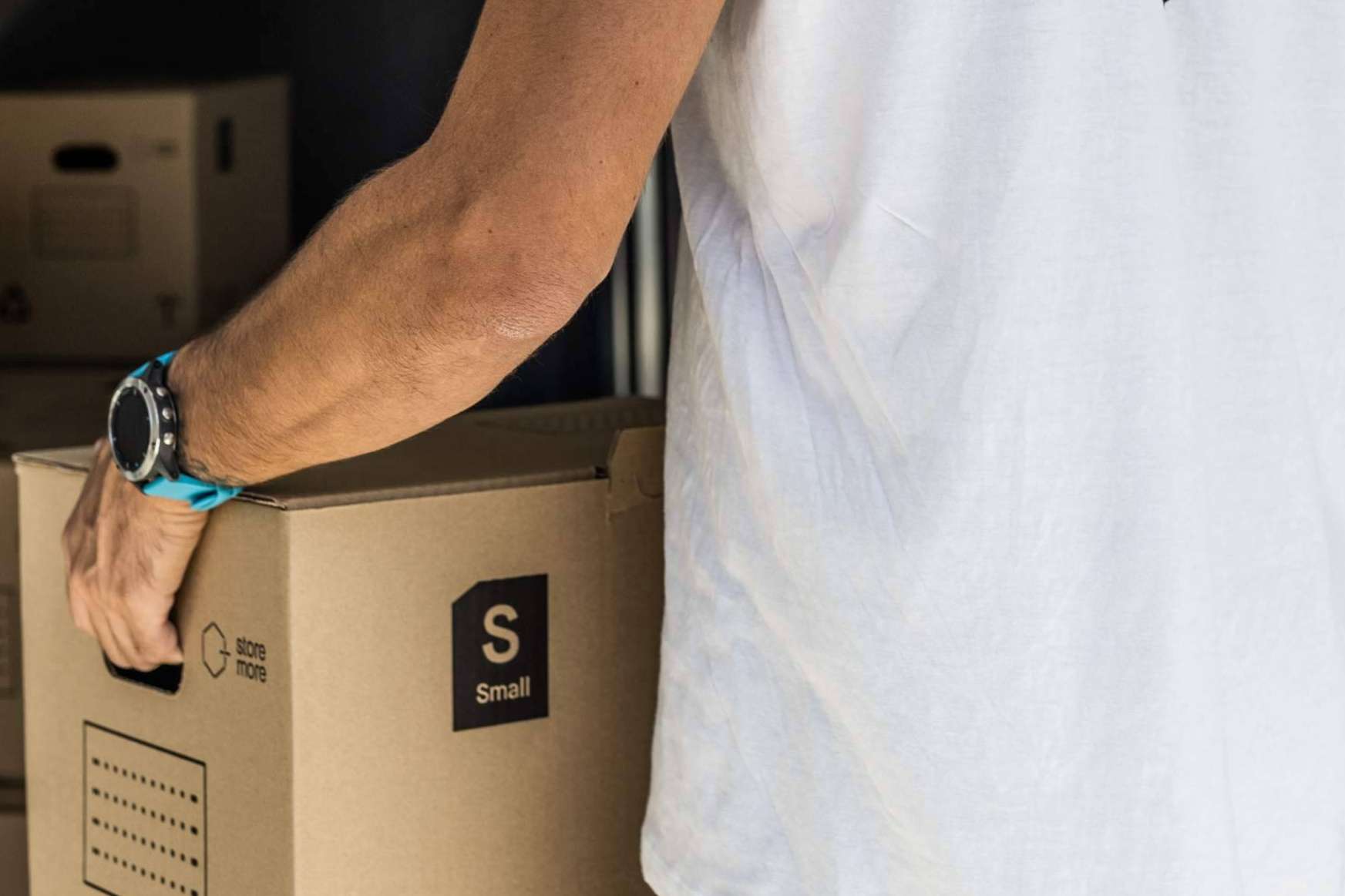 Todas las facilidades de adquirir un trastero para particulares, con Storemore