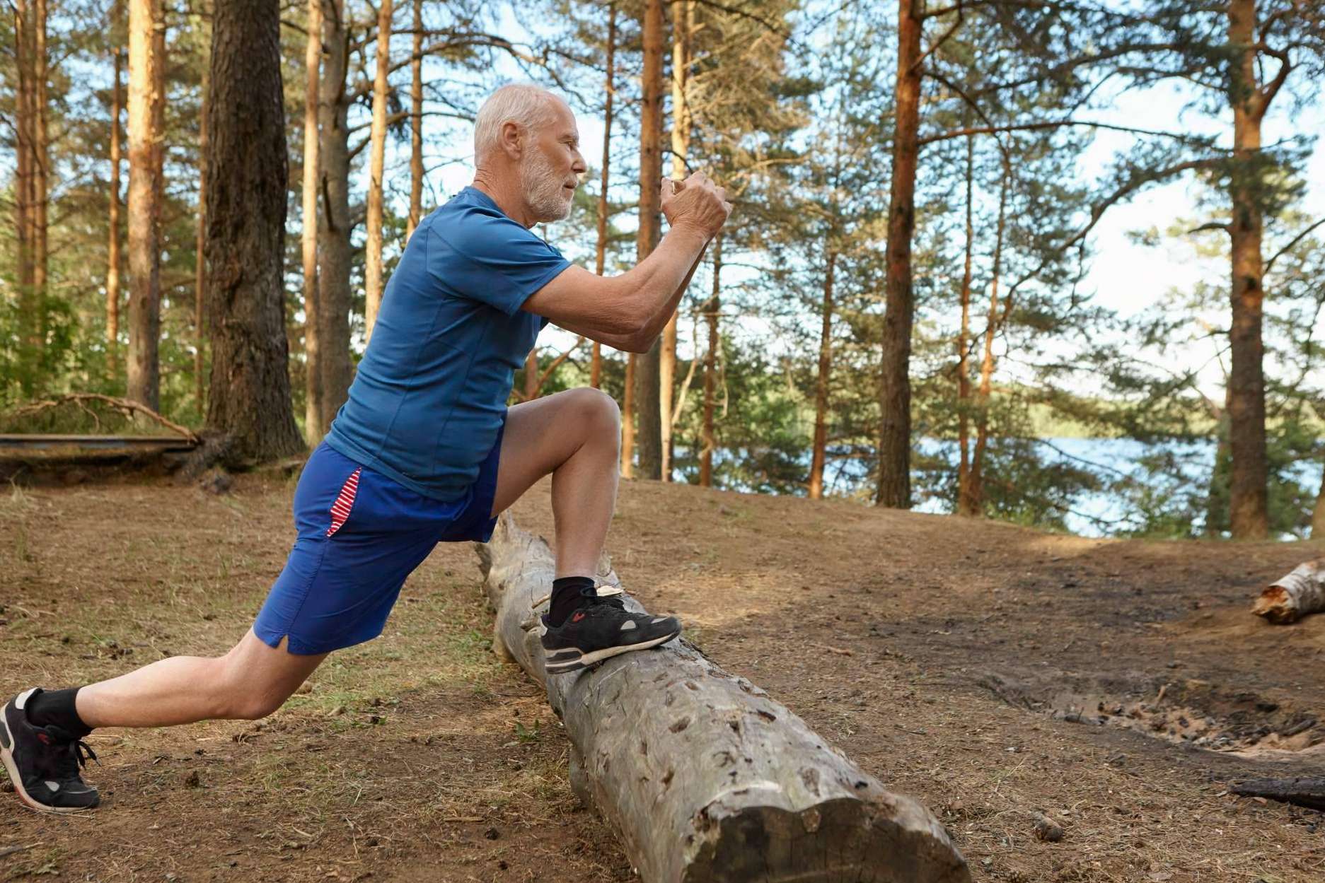 Ponerse en forma a partir de los 60 no es una locura, con el entrenador personal Óscar Ródenas