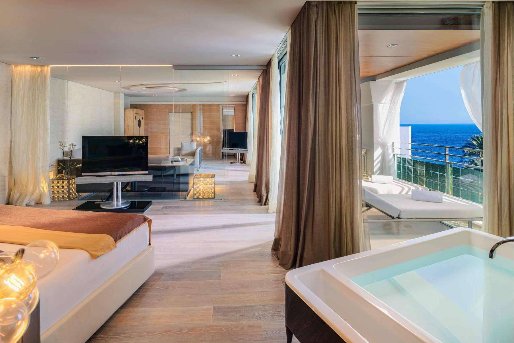 Hotel Aguas de Ibiza, un reconocido luxury hotel Ibiza