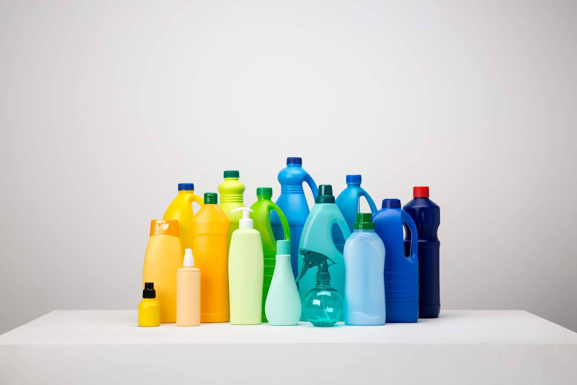 Opciones de colorantes solubles para plásticos Waxoline®