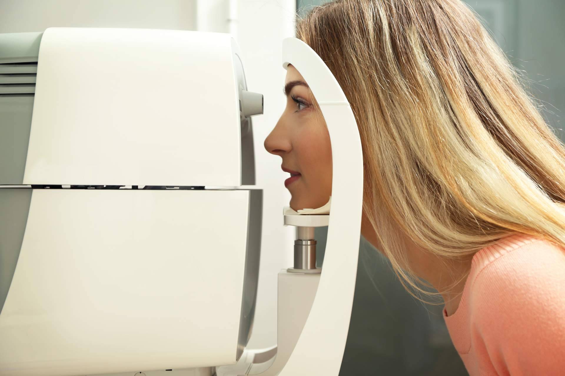 La despigmentación láser del iris no presenta riesgo de glaucoma