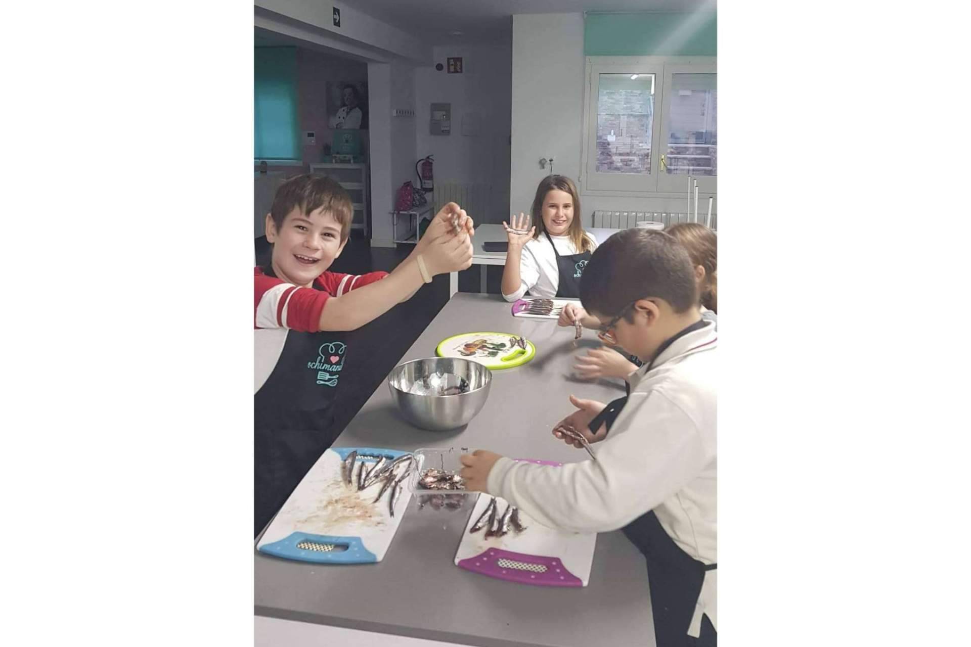 Los niños pueden aprender cocina en Ochimanikia