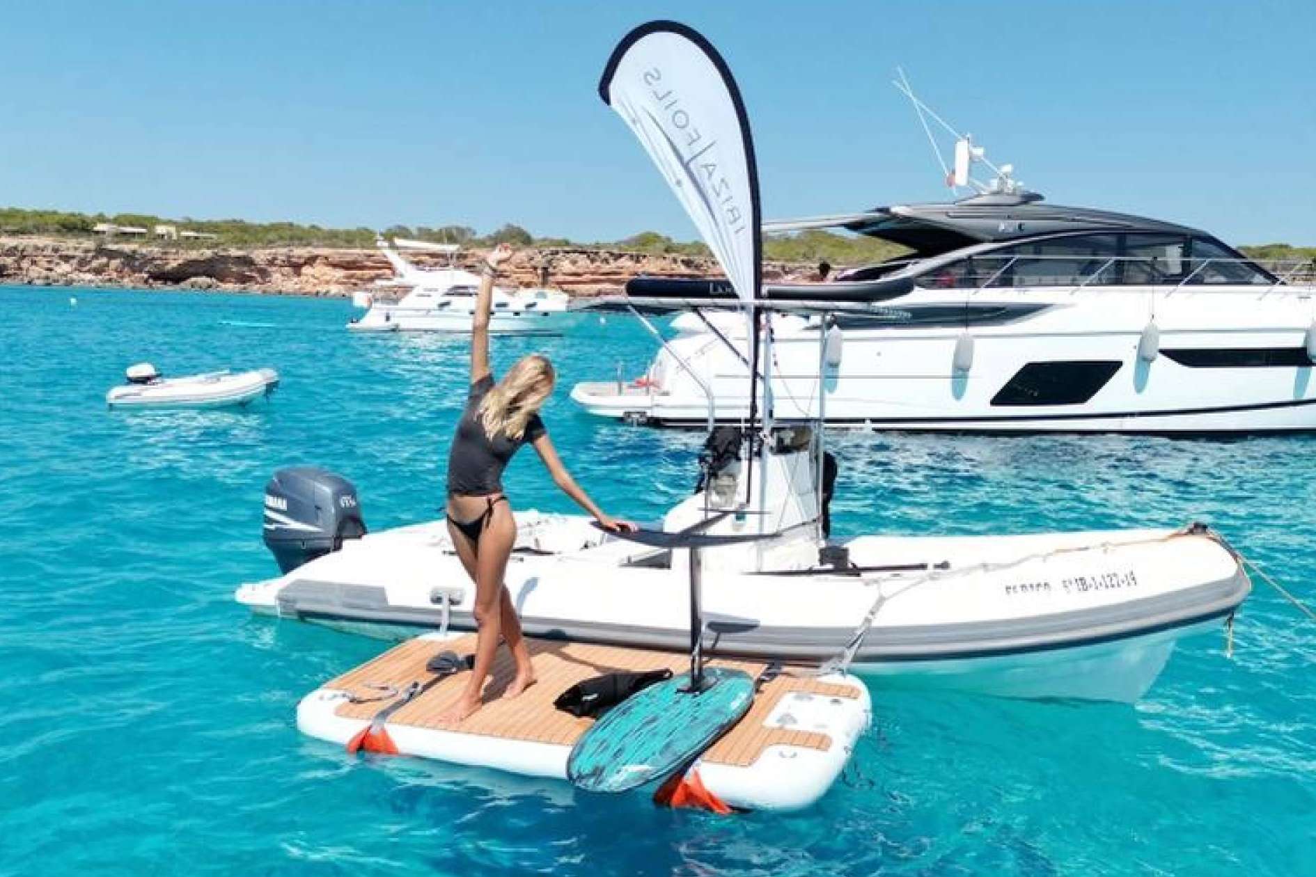 Alquiler de eFoil en Ibiza para disfrutar del verano de una manera divertida