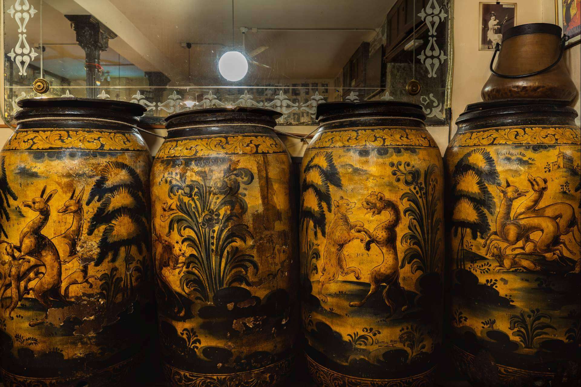 La Copla Madrid, una taberna centenaria donde disfrutar de comidas y bebidas