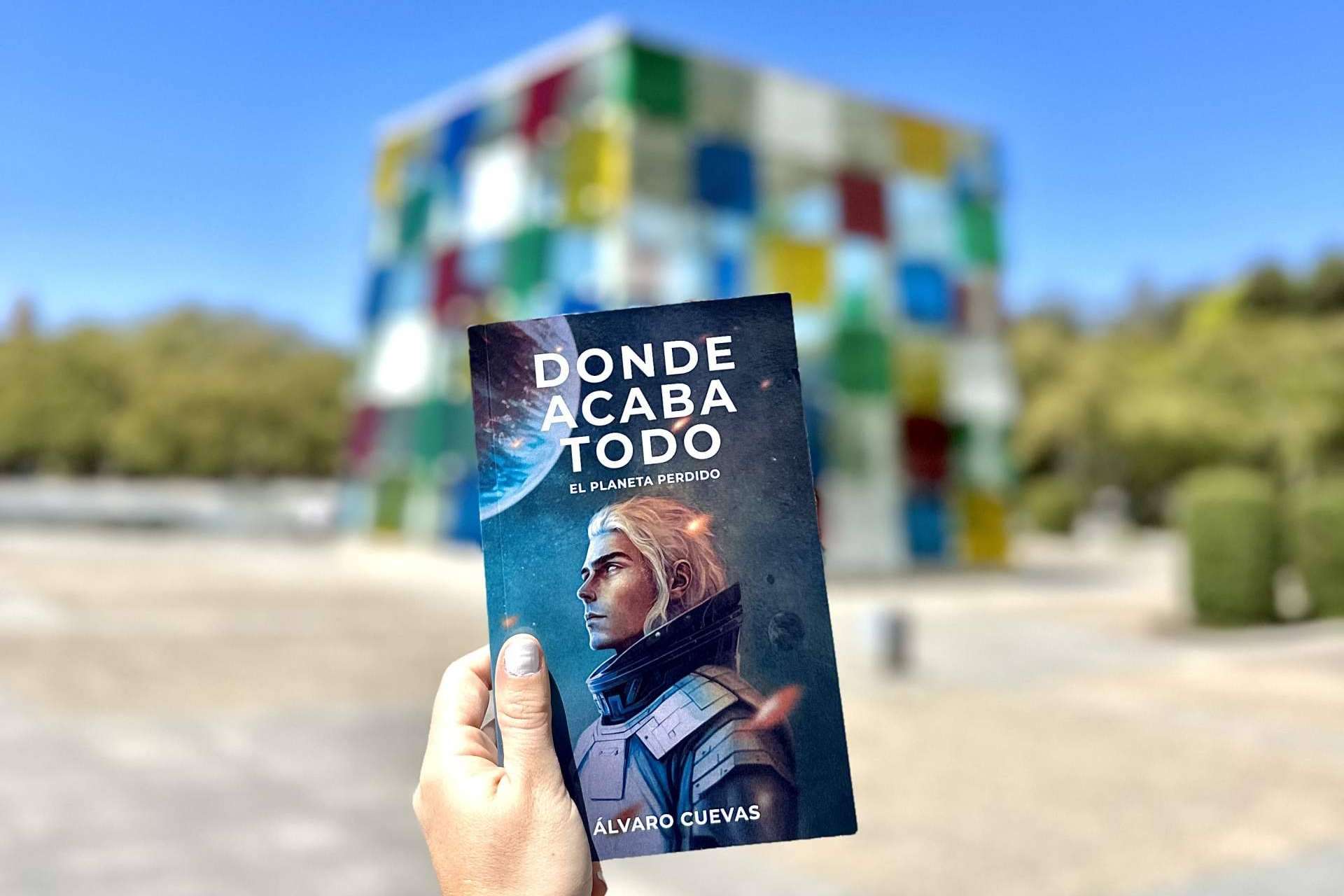 Presentación de 'Donde acaba todo. El planeta perdido', una historia de ciencia ficción del futuro de la humanidad, de Álvaro Cuevas