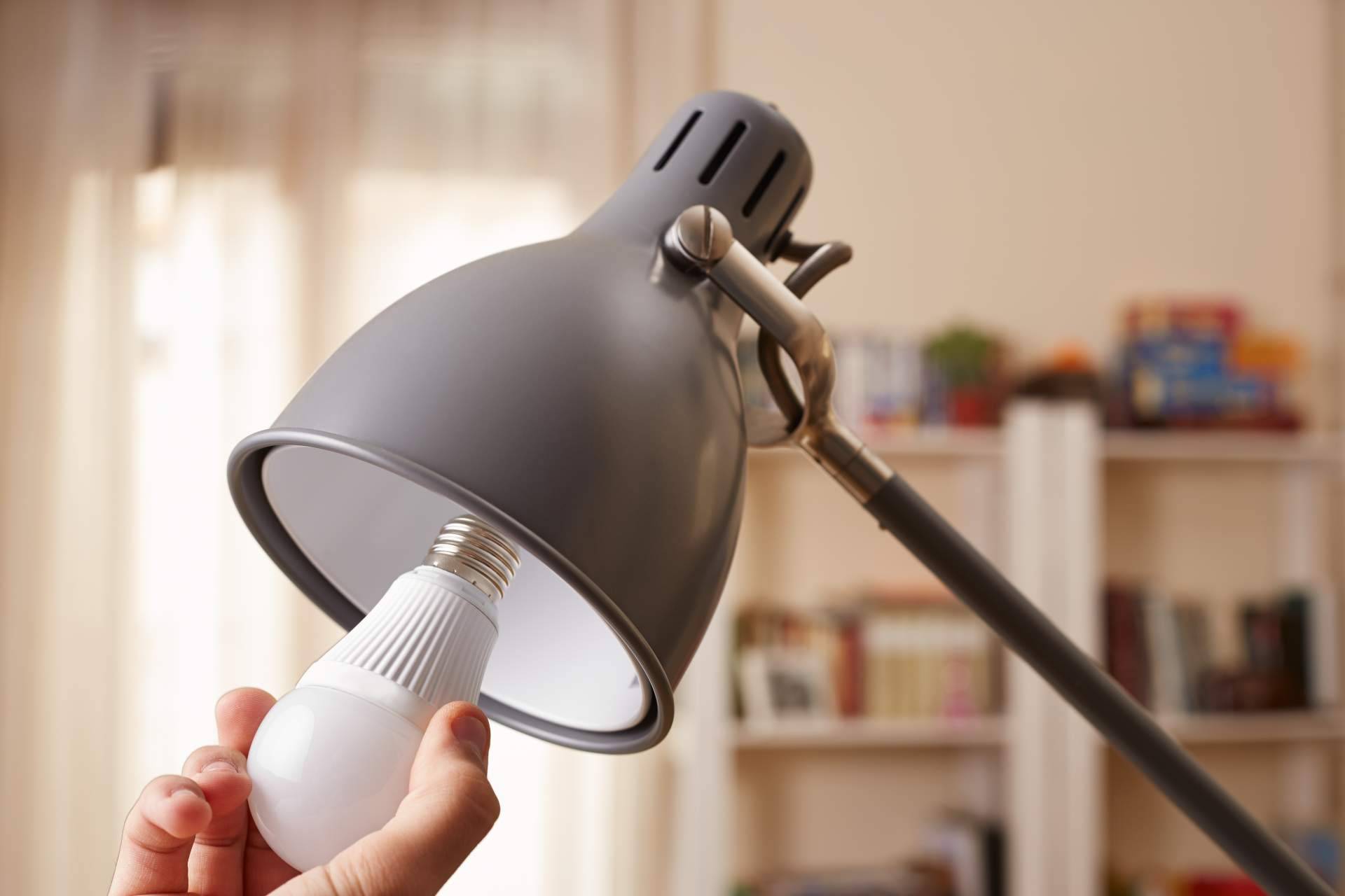 Los consejos de Multienergía Verde para reducir la factura de la luz este verano