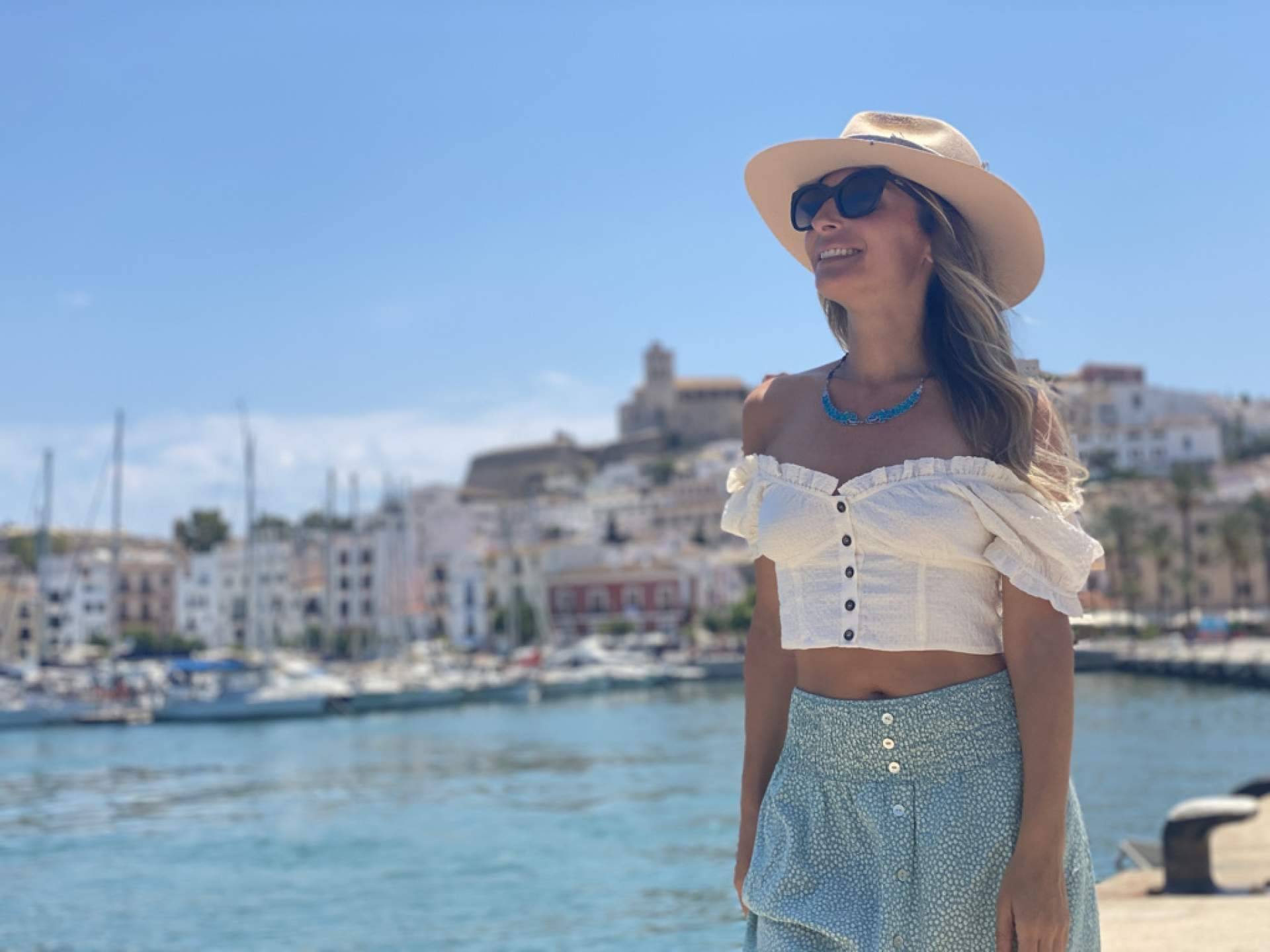 Todo lo que hay que saber para conocer Ibiza en su más pura esencia