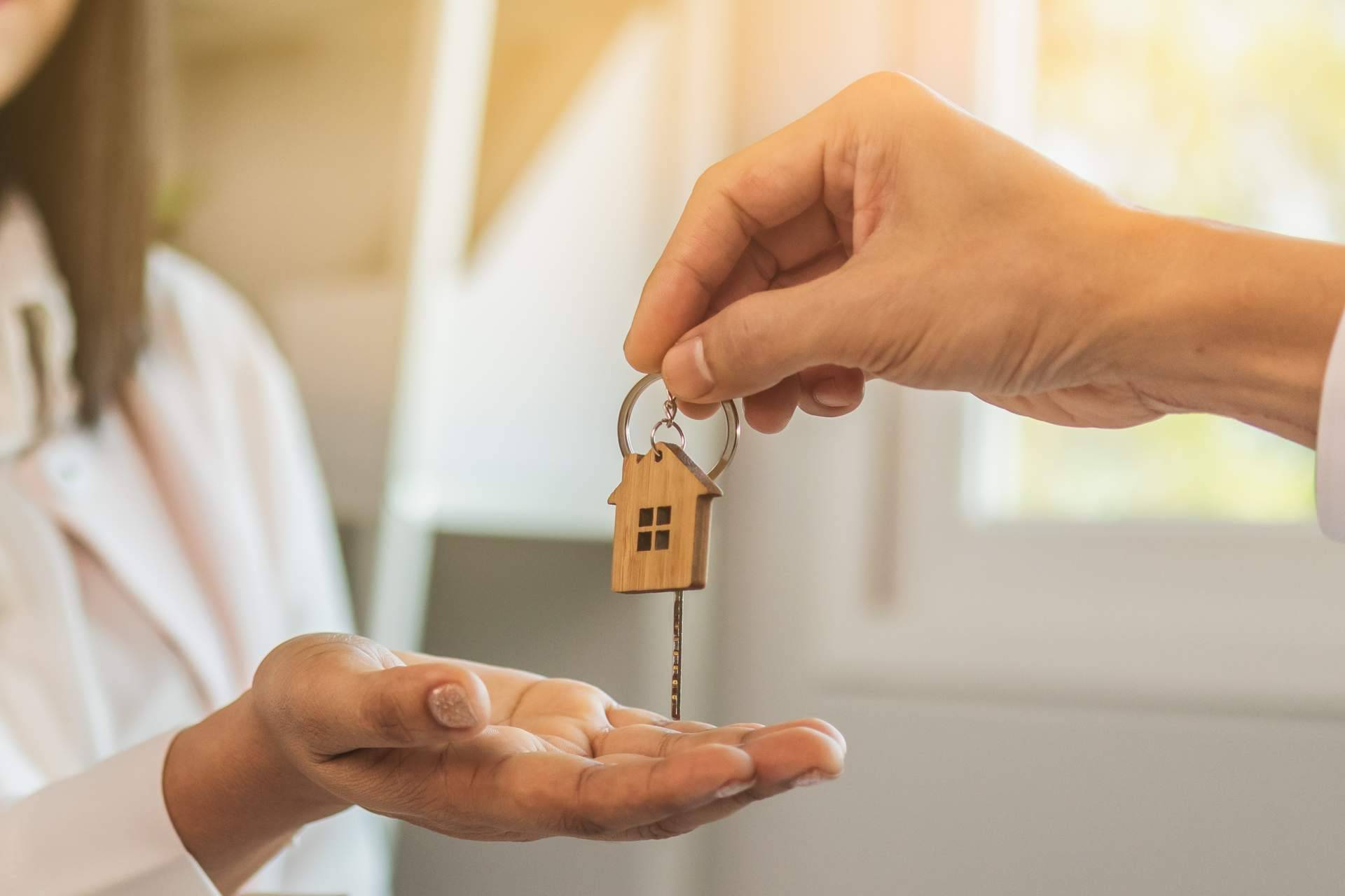 ¿Cuáles son las diferencias entre el alquiler de temporada y el alquiler de vivienda?, por DFLAT