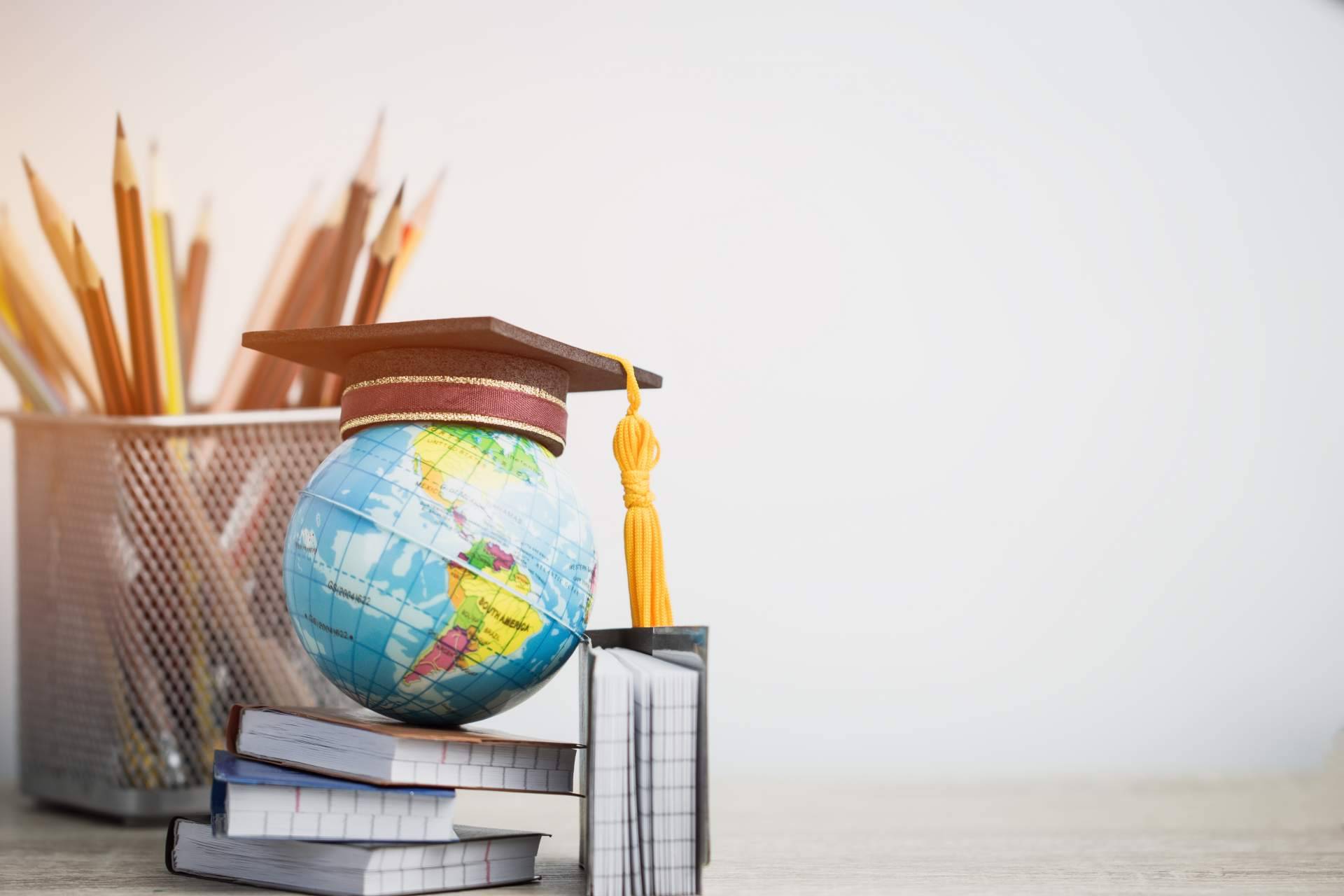 ¿Cuáles son las principales ventajas de estudiar en el extranjero con Constanza Business & Protocol School?