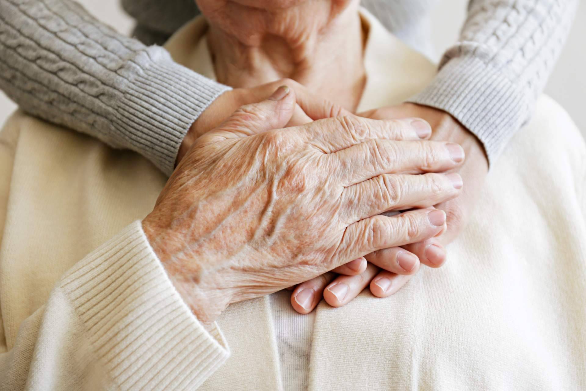 La forma de reconocer los primeros síntomas en la enfermedad de Parkinson