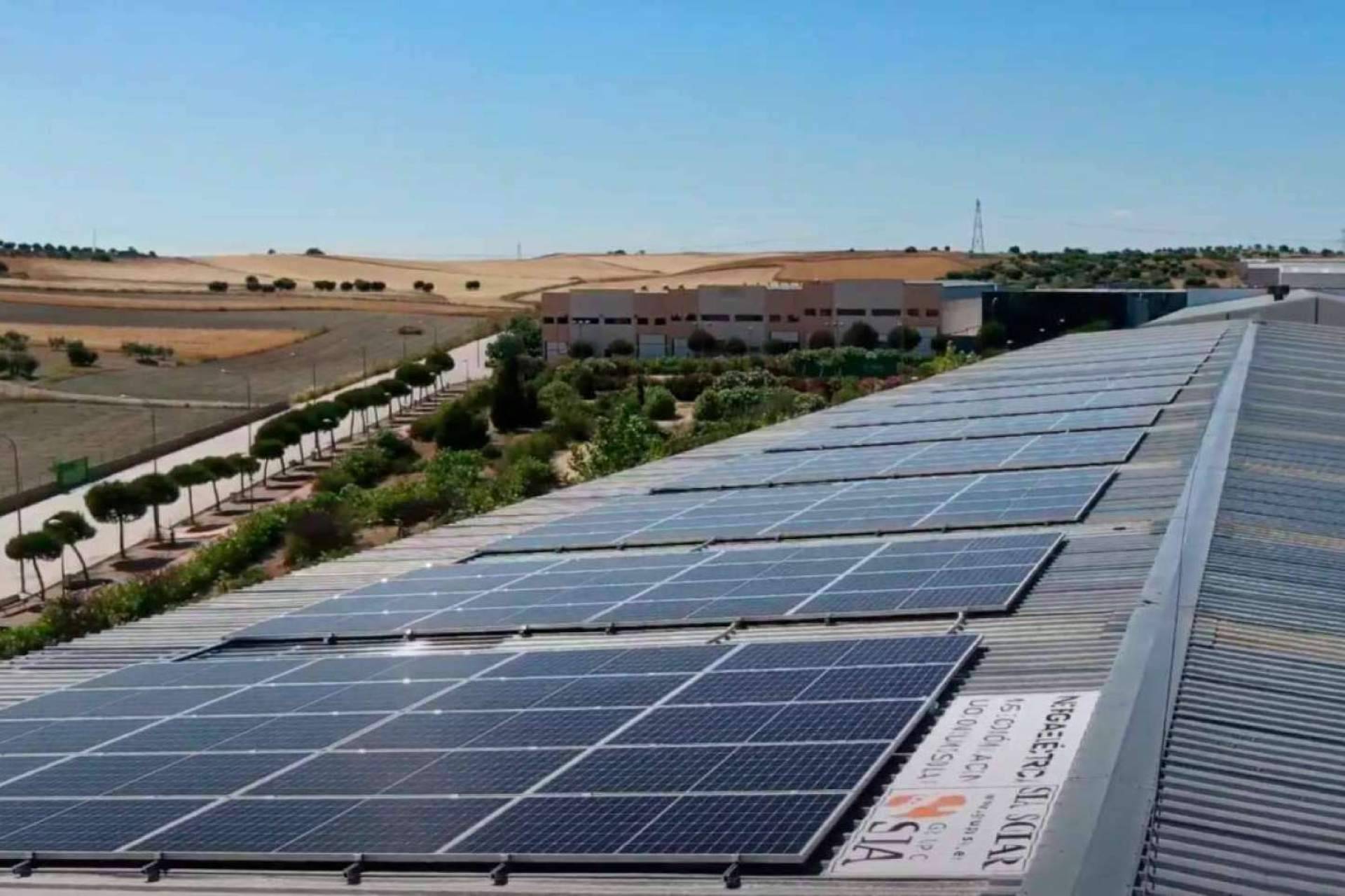 Los beneficios de las placas solares y artículos ecológicos en Vasomadrid