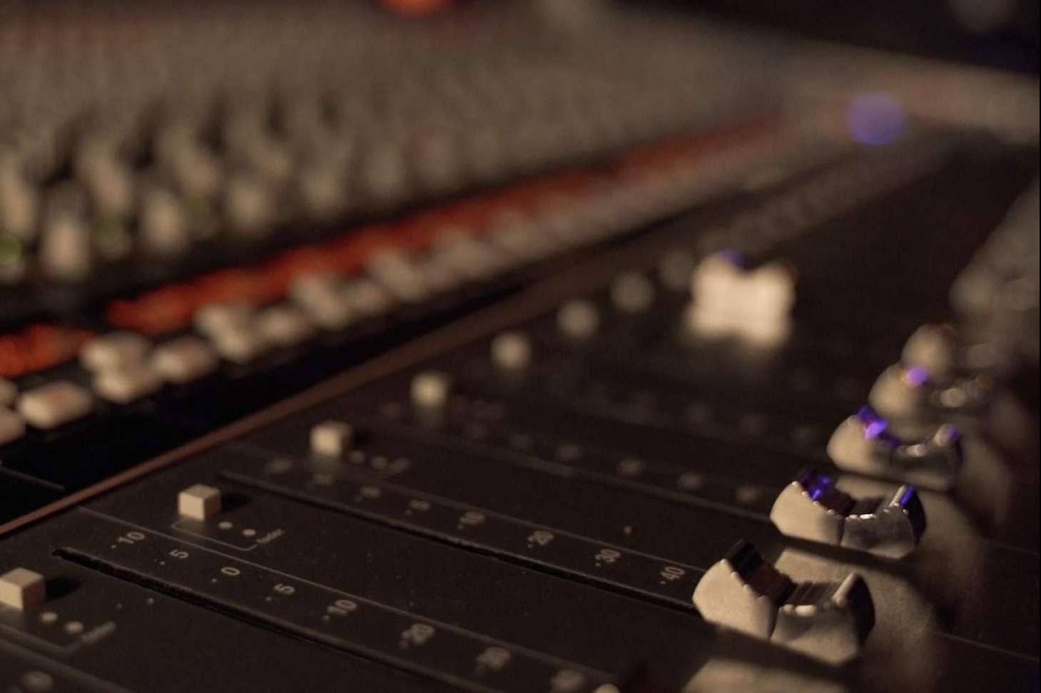 Órbita Sonora, el estudio en Alicante de grabación, producción, mezcla y mastering