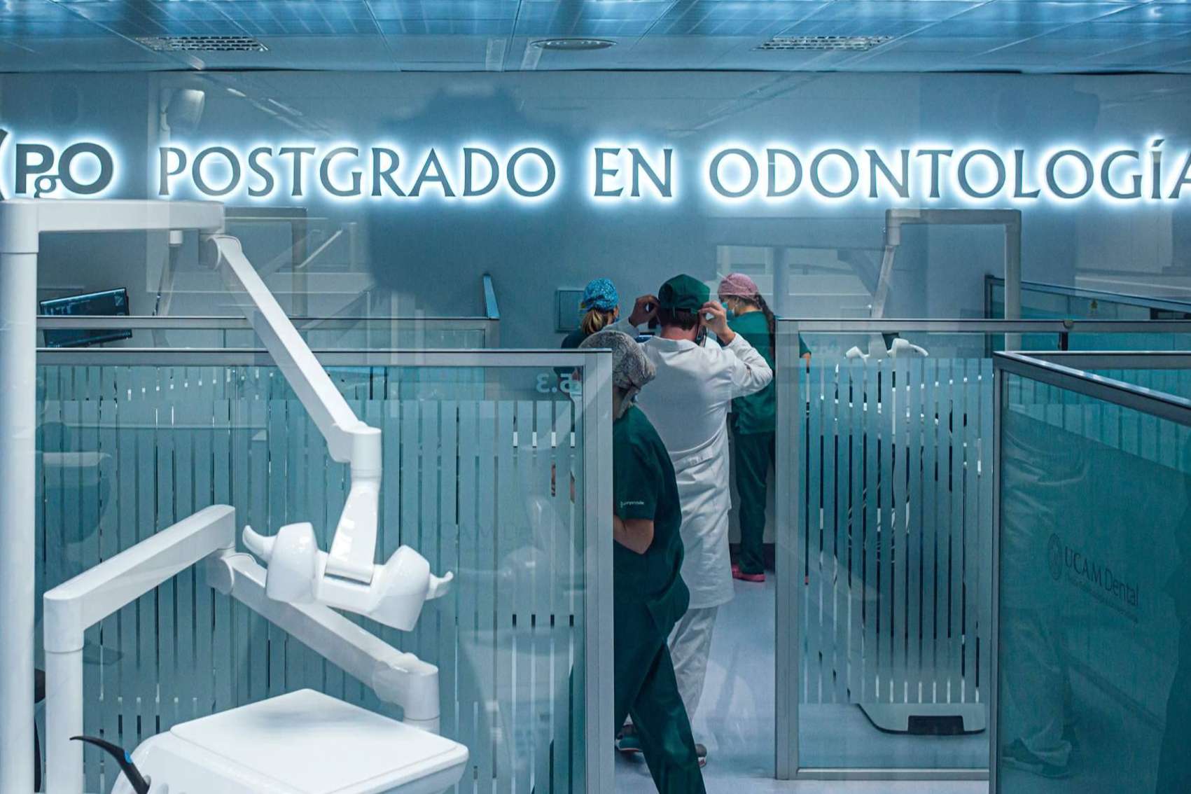 ¿Por qué motivos es una buena opción estudiar un postgrado en odontología en PgO UCAM?