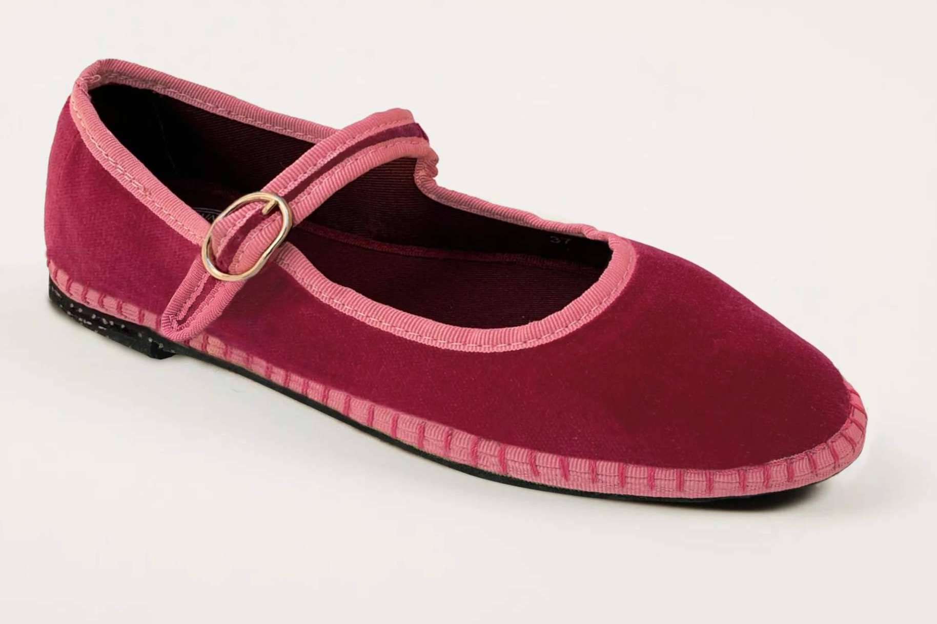 Flabelus, los flats que muchas royals quieren, y que llevaron al Gran Prix de Mónaco Beatrice Borromeo y Tatiana Santo Domingo