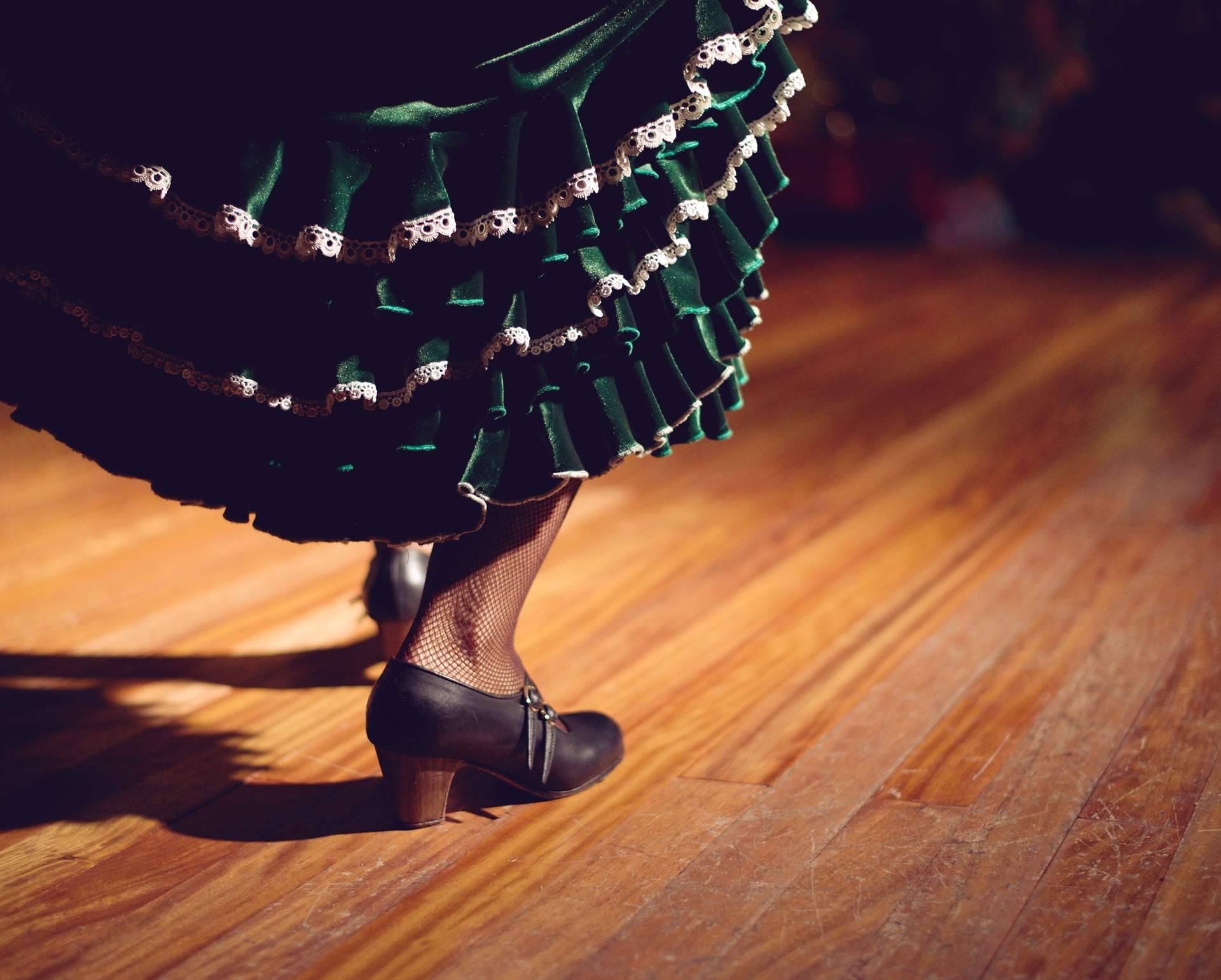 Calidad, elegancia y profesionalidad con las faldas flamencas de Viva La Feria