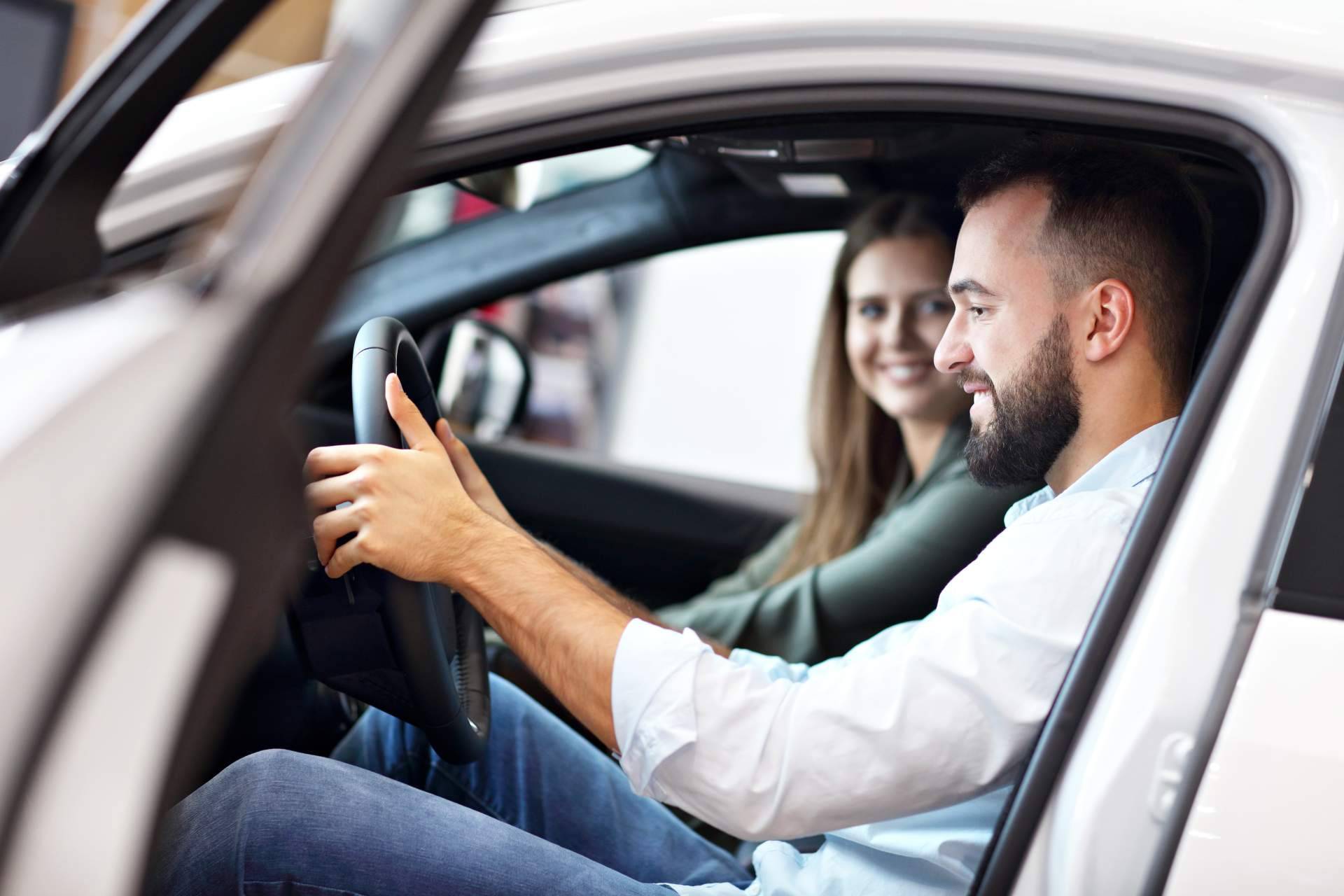 Compraventa de vehículos de ocasión certificados con MID Car
