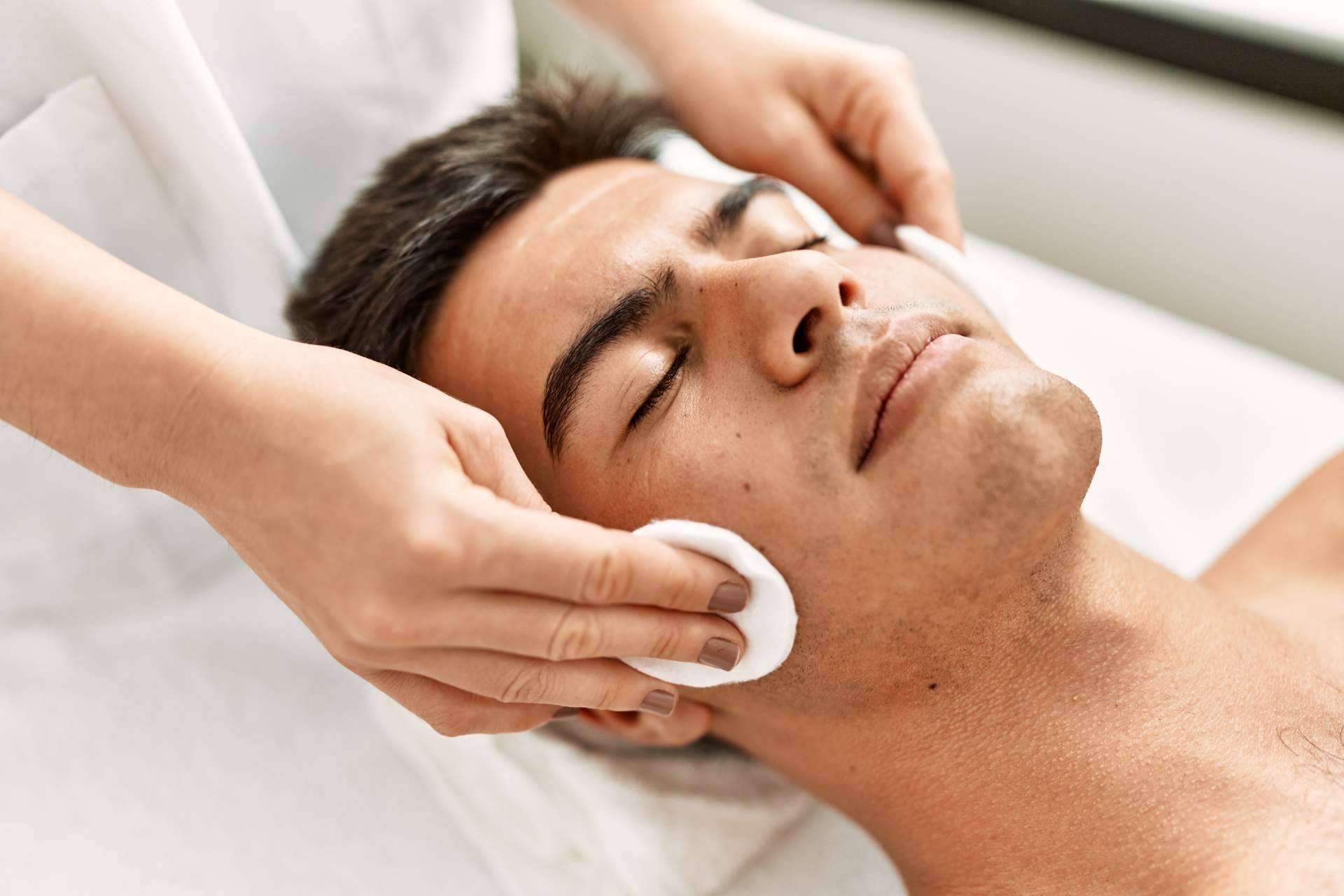 Cuidado facial con los productos de Tus compras de confianza