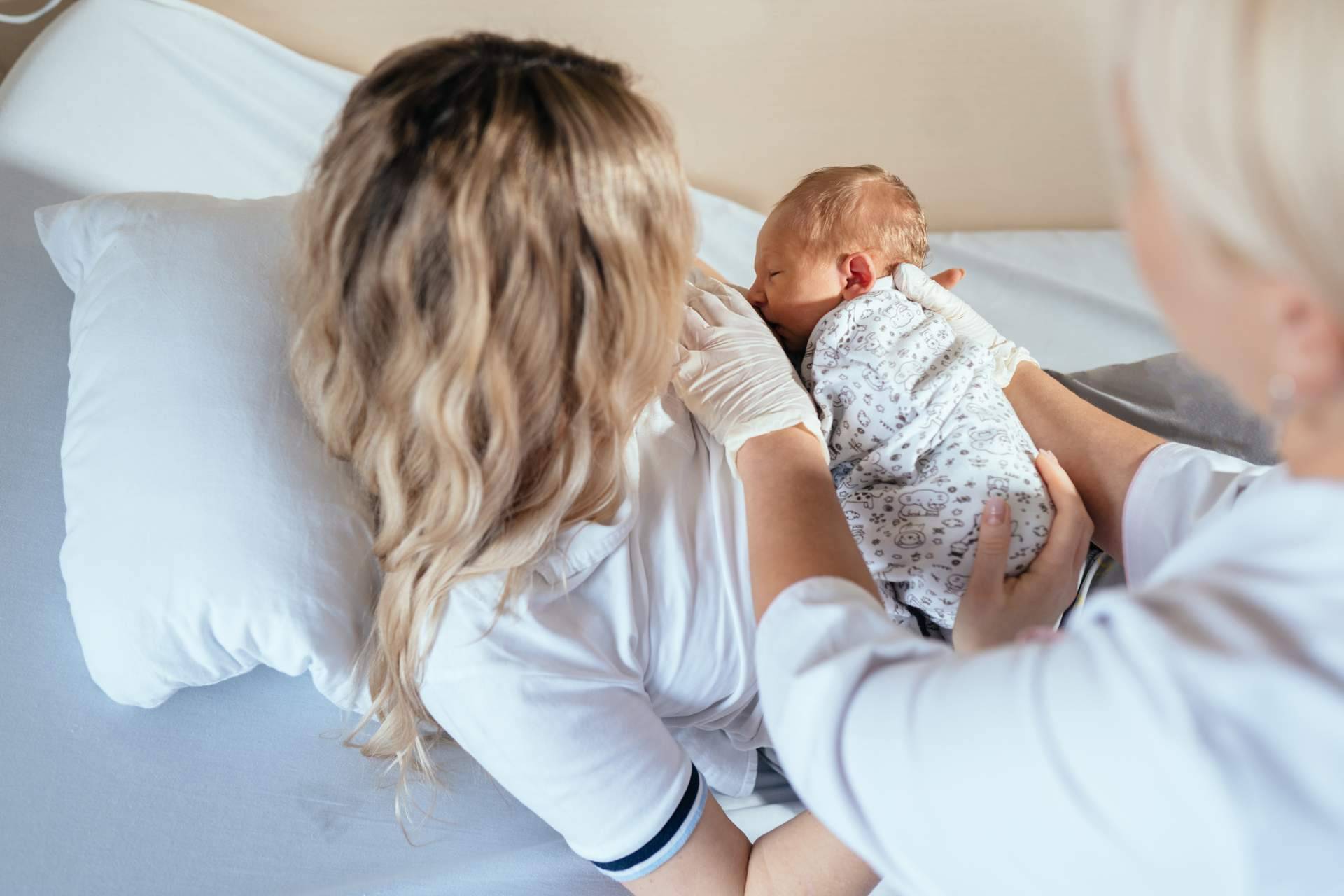 Los principales errores de las madres al dar el pecho