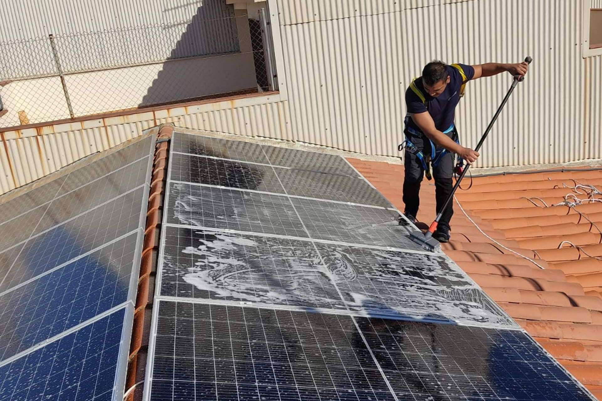 ¿Hasta qué punto es importante el mantenimiento en las instalaciones fotovoltaicas?, por Kira Solar