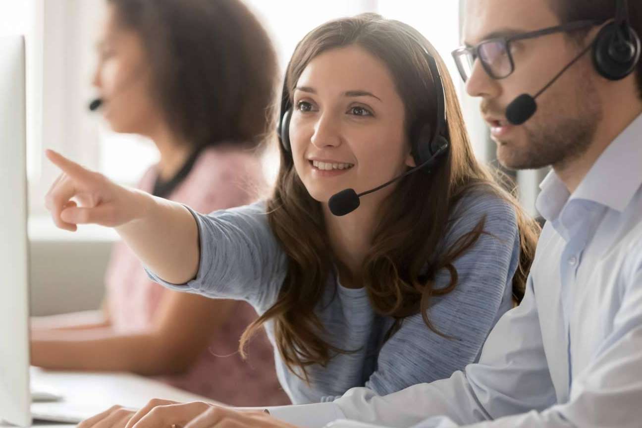 Funcionalidades adaptadas a cualquier negocio con el software call center de Más IP Telecomunicaciones